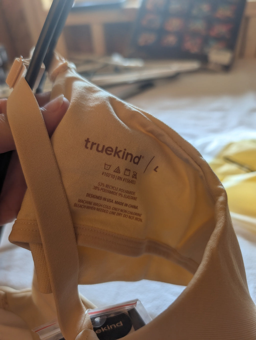 Truekind Seamless Bra with Adjustable Straps - Image 5