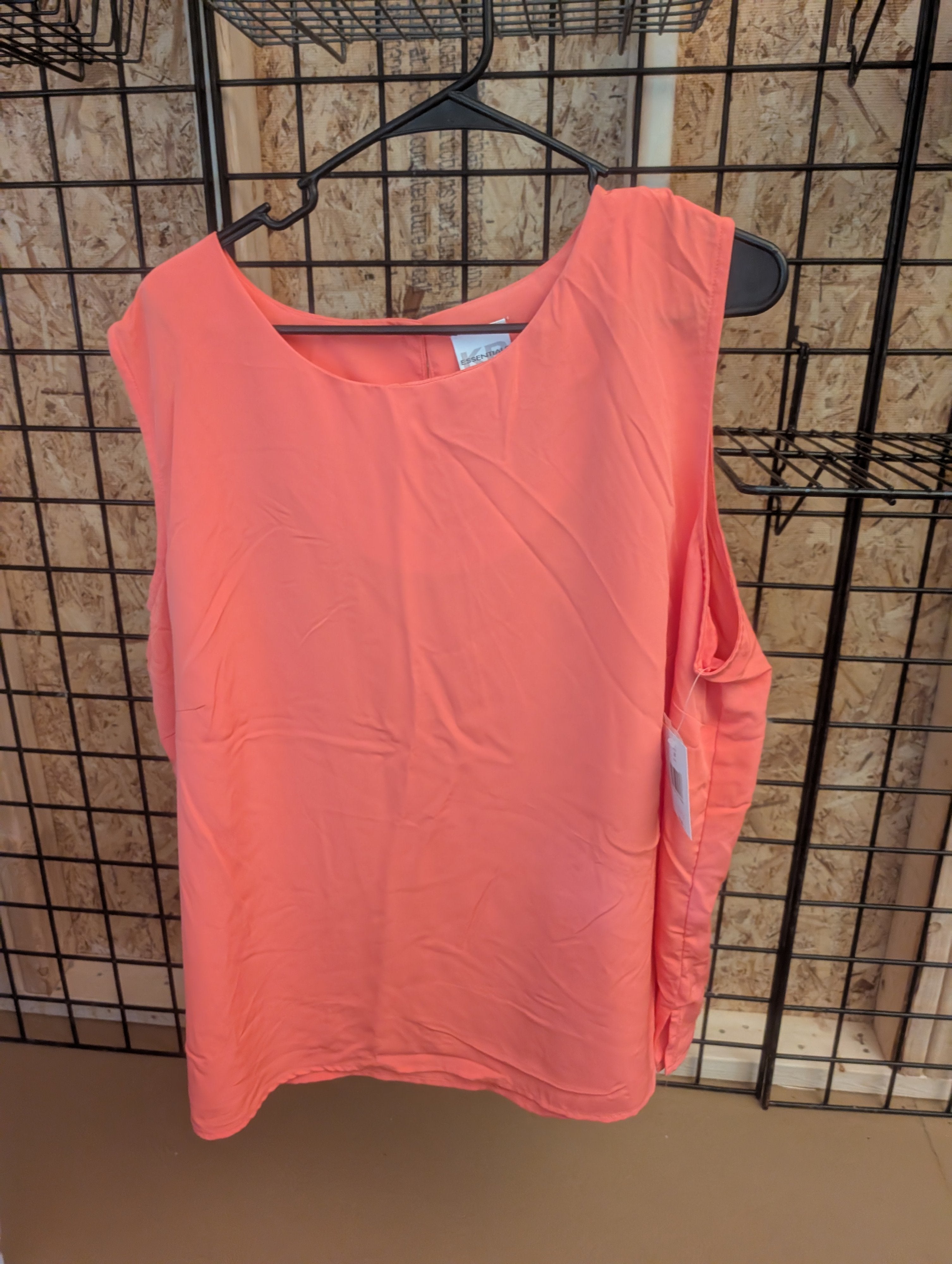KM Essentials Women's Sleeveless Top 2X - Image 2