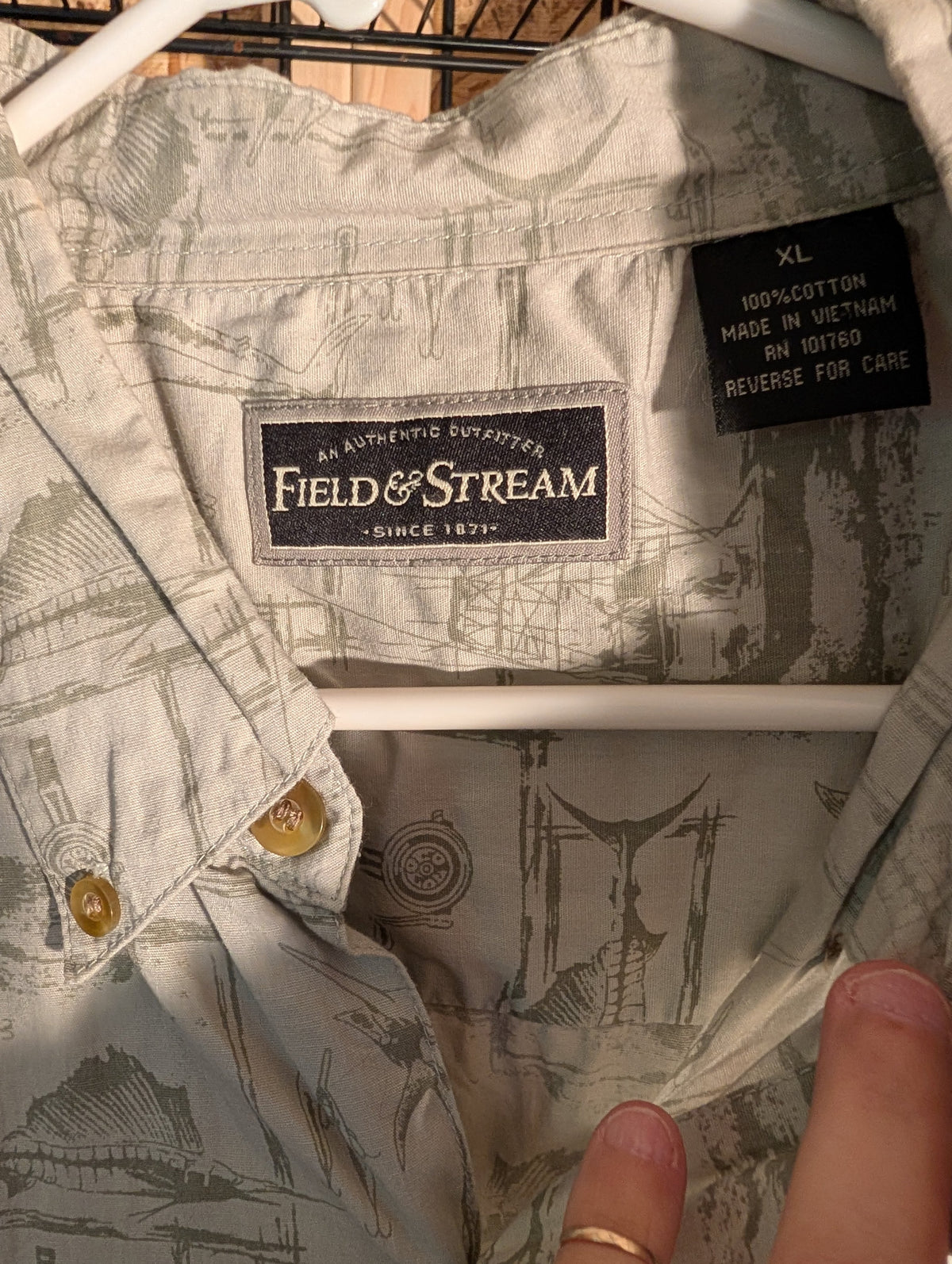 Field & Stream Men's XL Short Sleeve Button-Up Shirt - Image 3