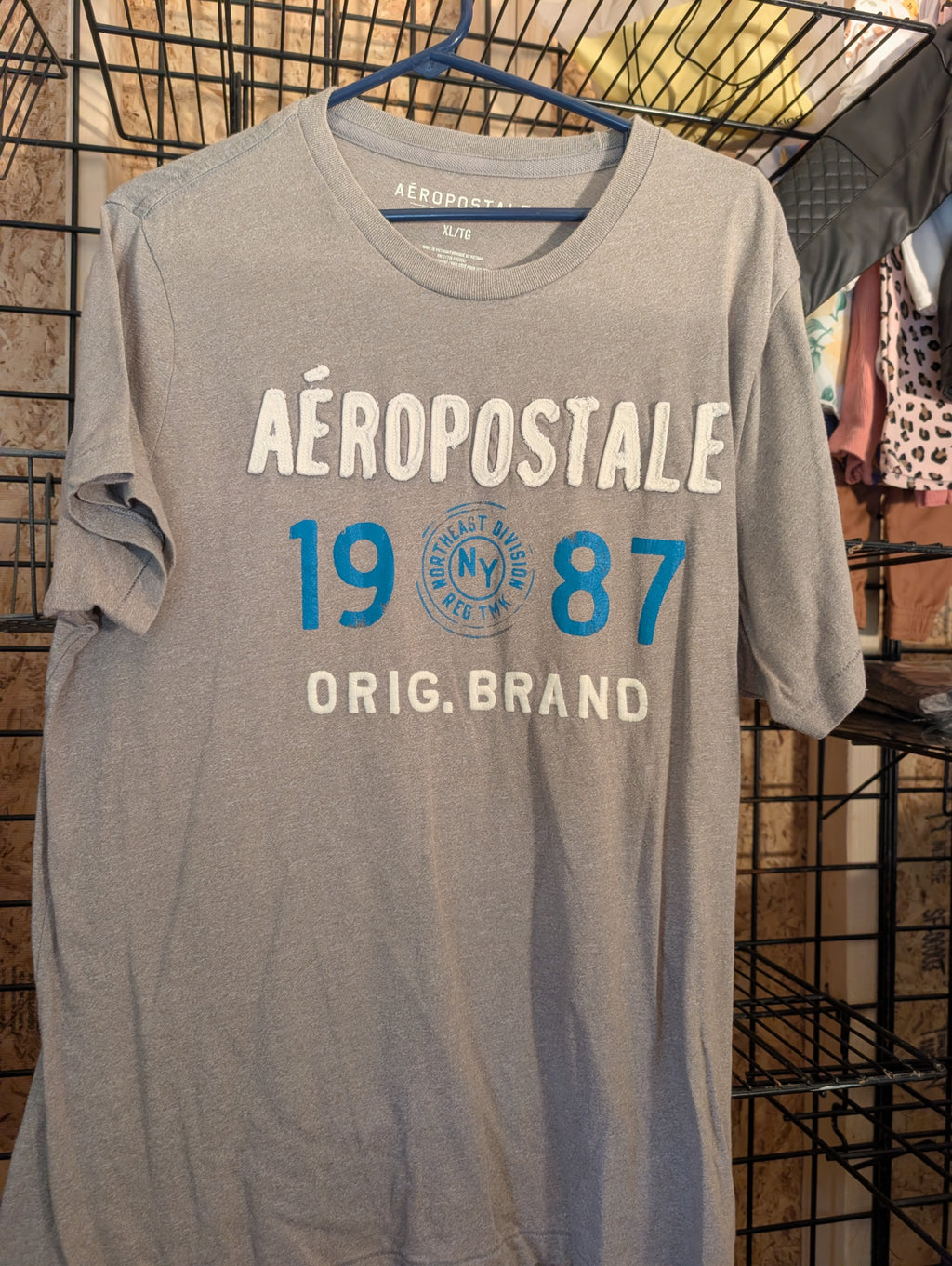 Aeropostale Men's Graphic T-Shirt XL Grey - Image 2