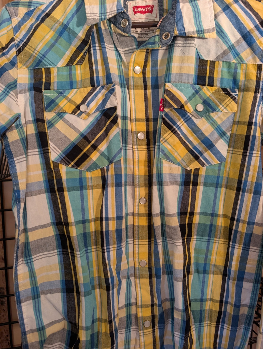 Levi's Boys Plaid Button-Up Shirt Size L - Image 3