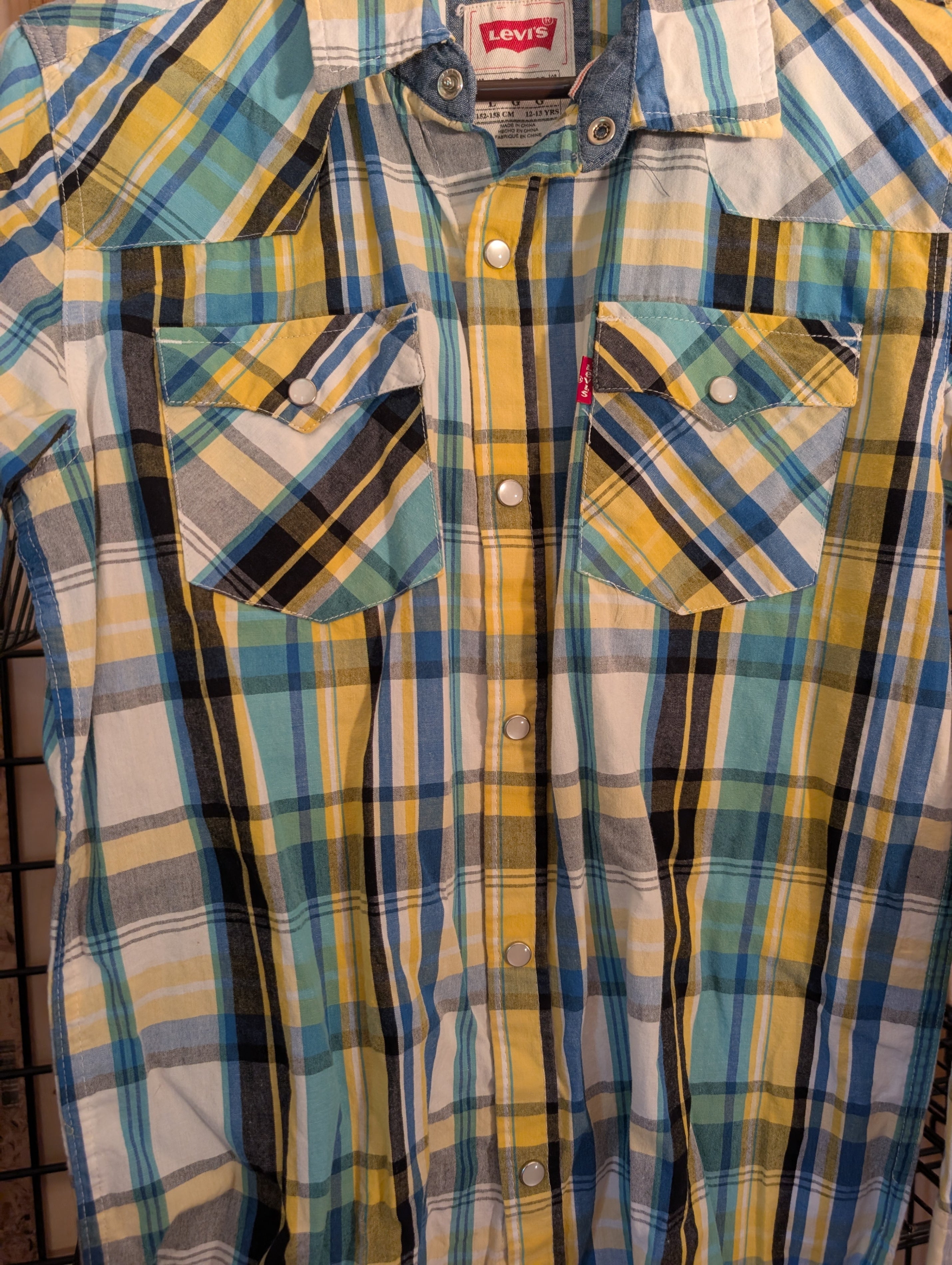 Levi's Boys Plaid Button-Up Shirt Size L - Image 3