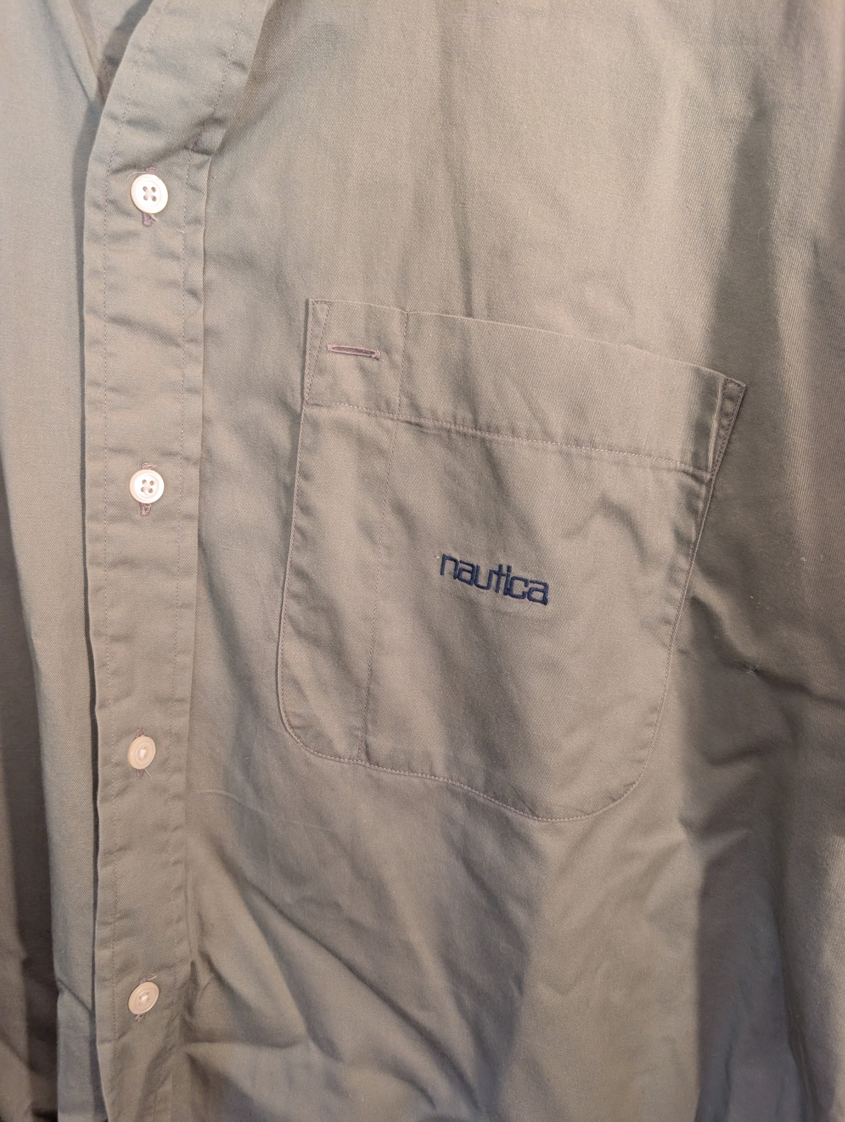 Nautica Men's Short Sleeve Button-Up Shirt Size L - Image 2