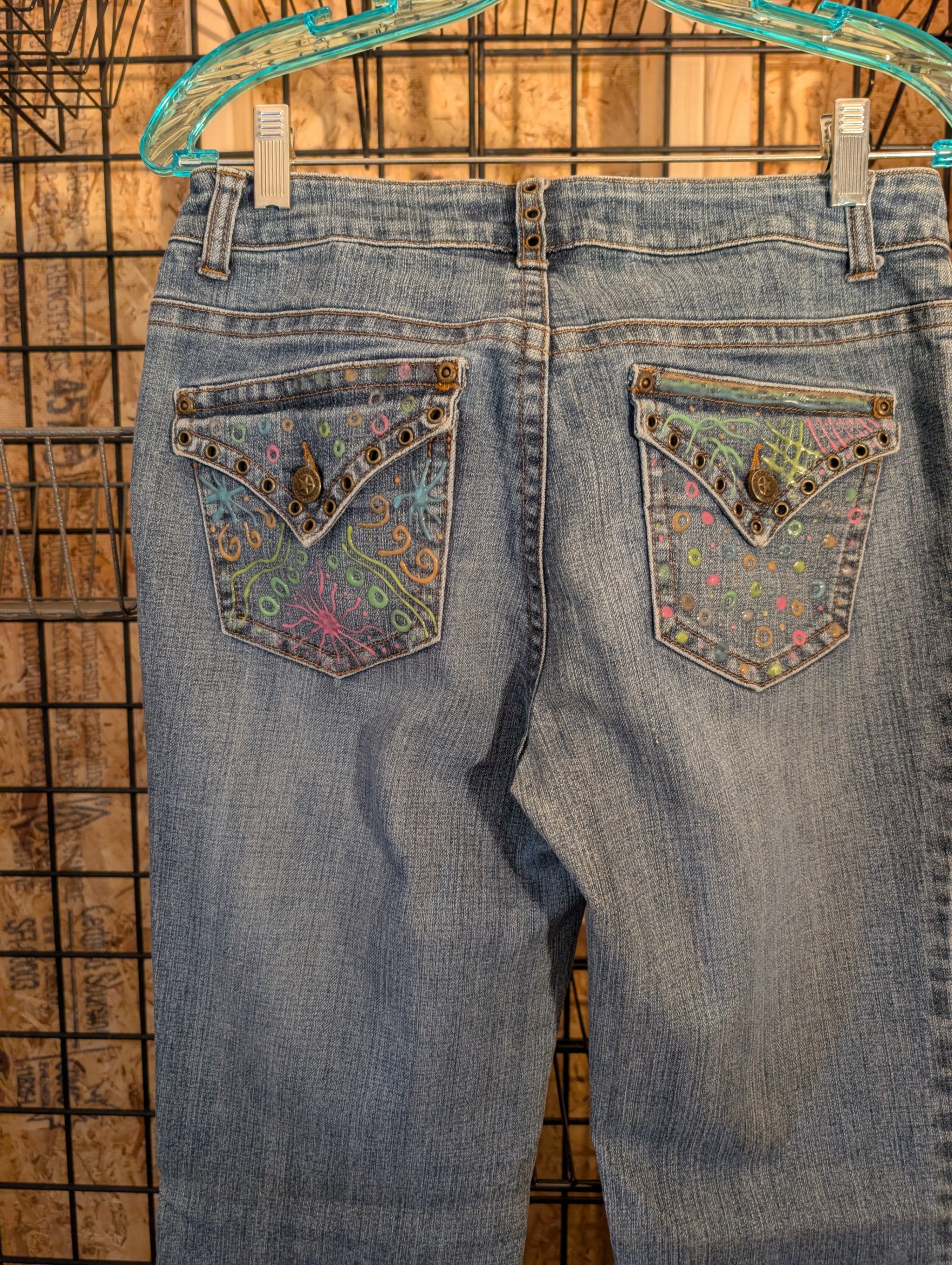 St. John's Bay Bootcut Jeans Size 8 Embroidered Pockets - Image 3