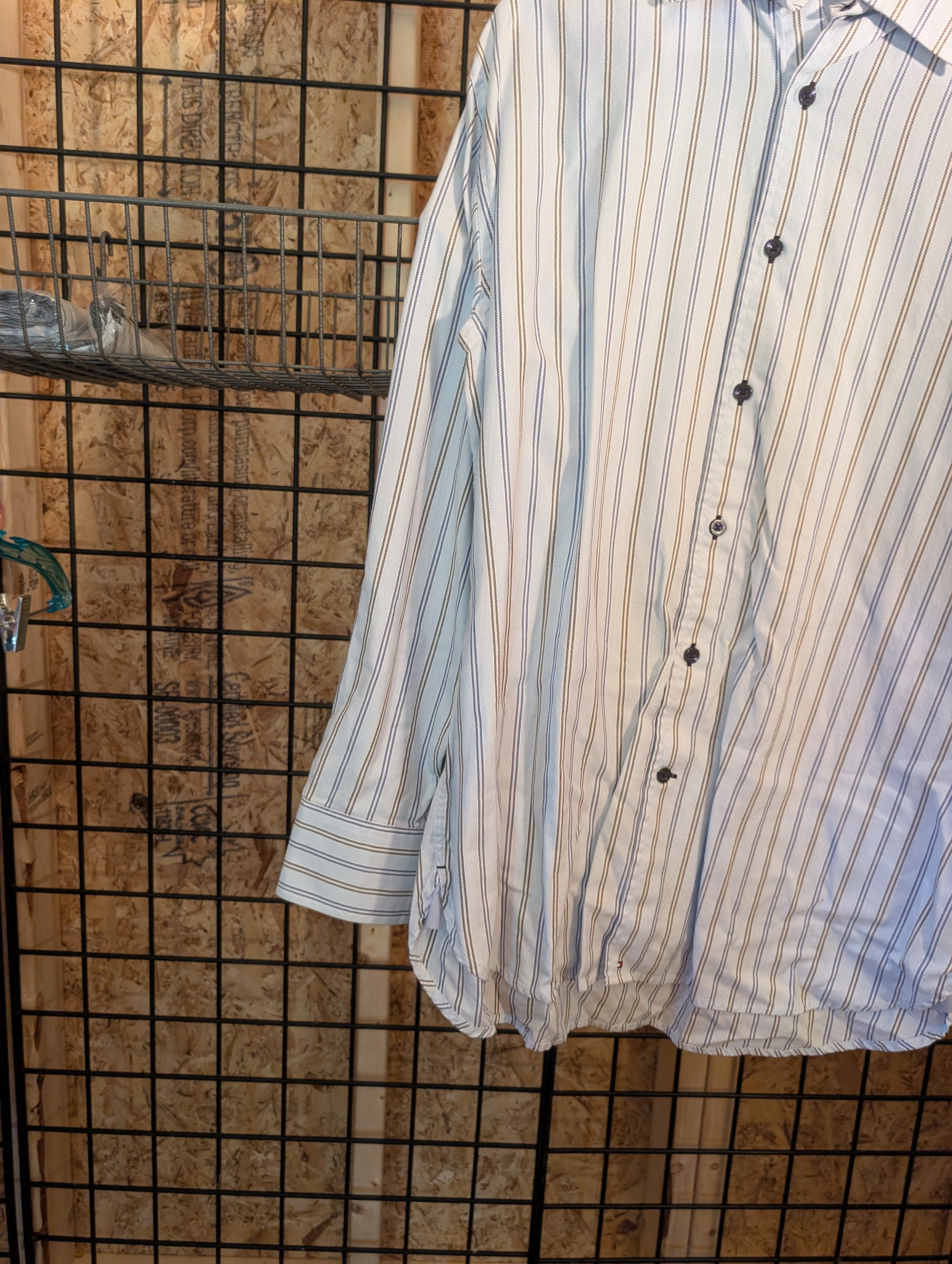 Tommy Hilfiger Men's Striped Button-Up Shirt Medium - Image 2
