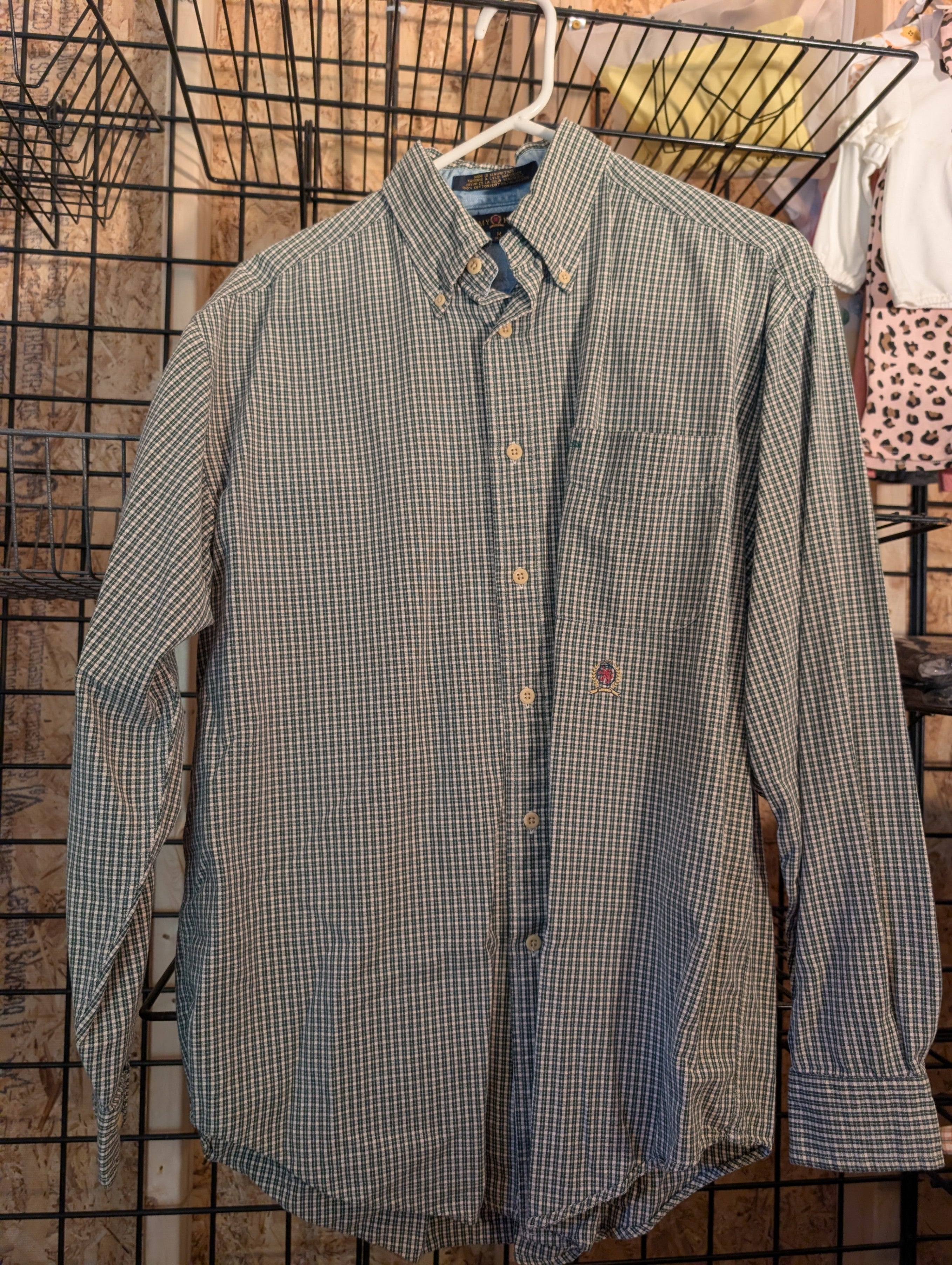 Tommy Hilfiger Men's Plaid Button-Down Shirt Size M - Image 1