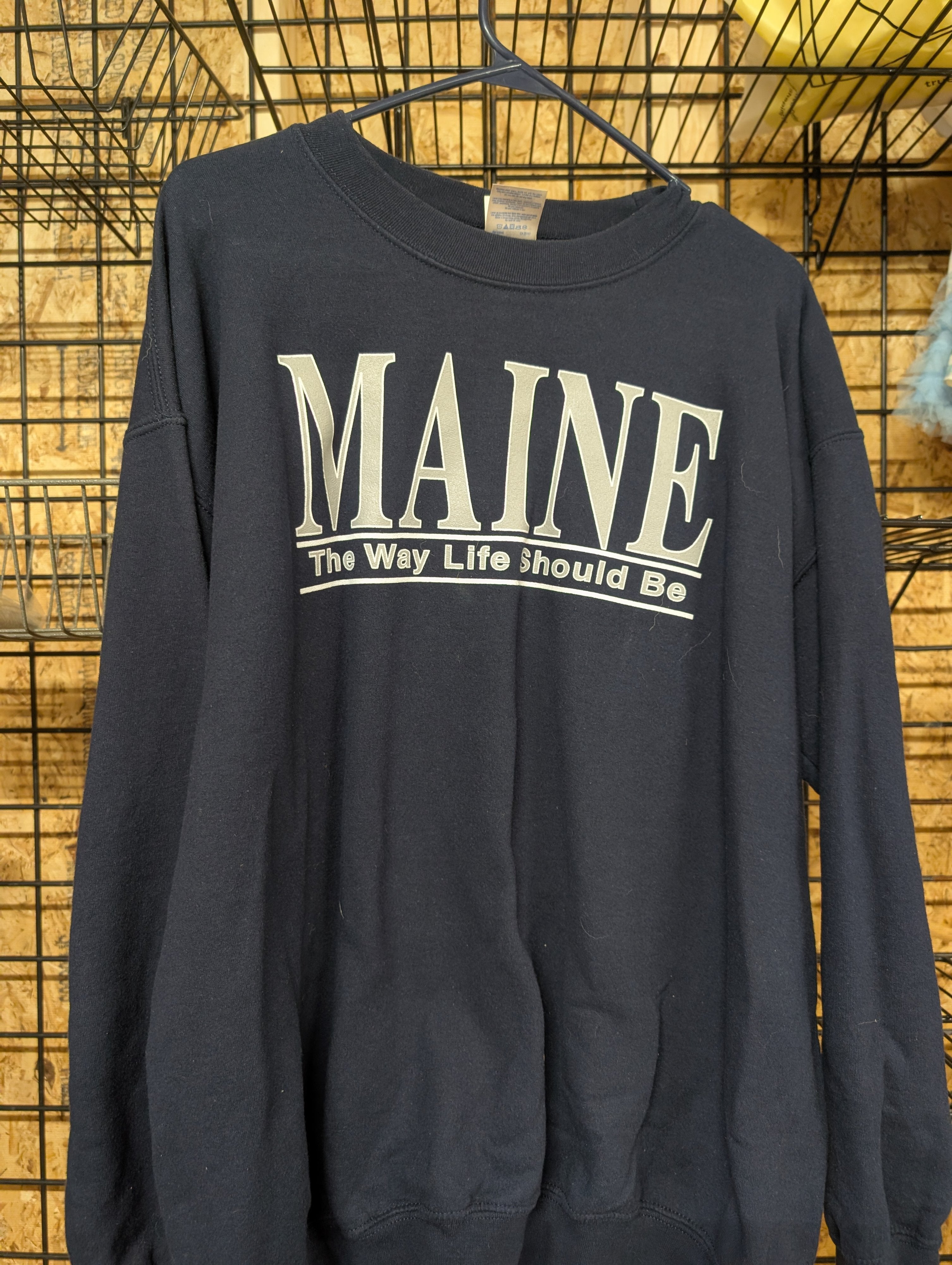 Gildan Heavy Blend Maine Sweatshirt Navy - Image 1