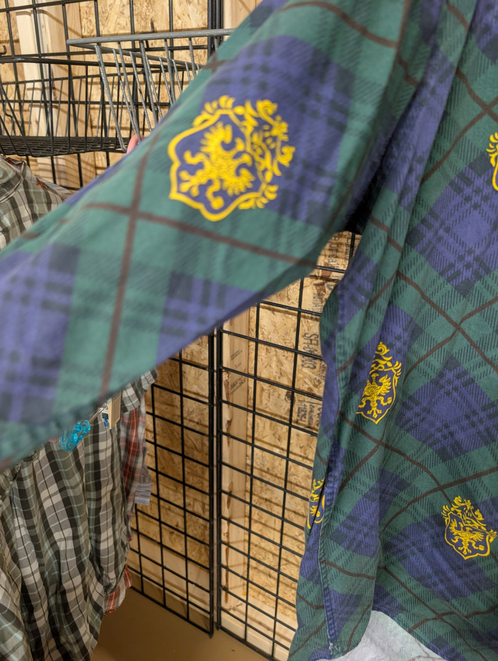 Tommy Hilfiger Plaid Button-Up Shirt with Crest Design - Image 2