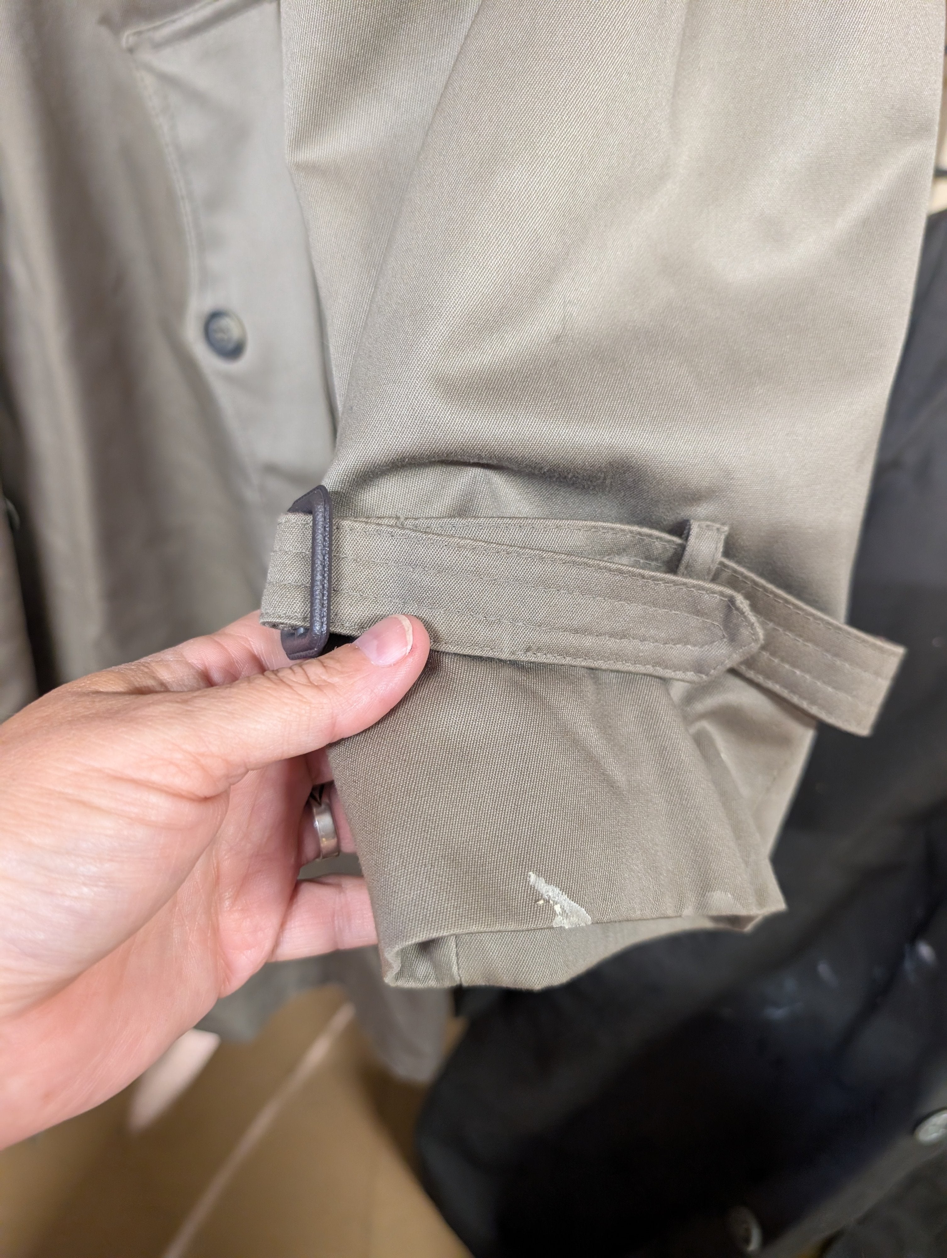 Cornie II Men's Trench Coat Size 40 Reg - Image 5