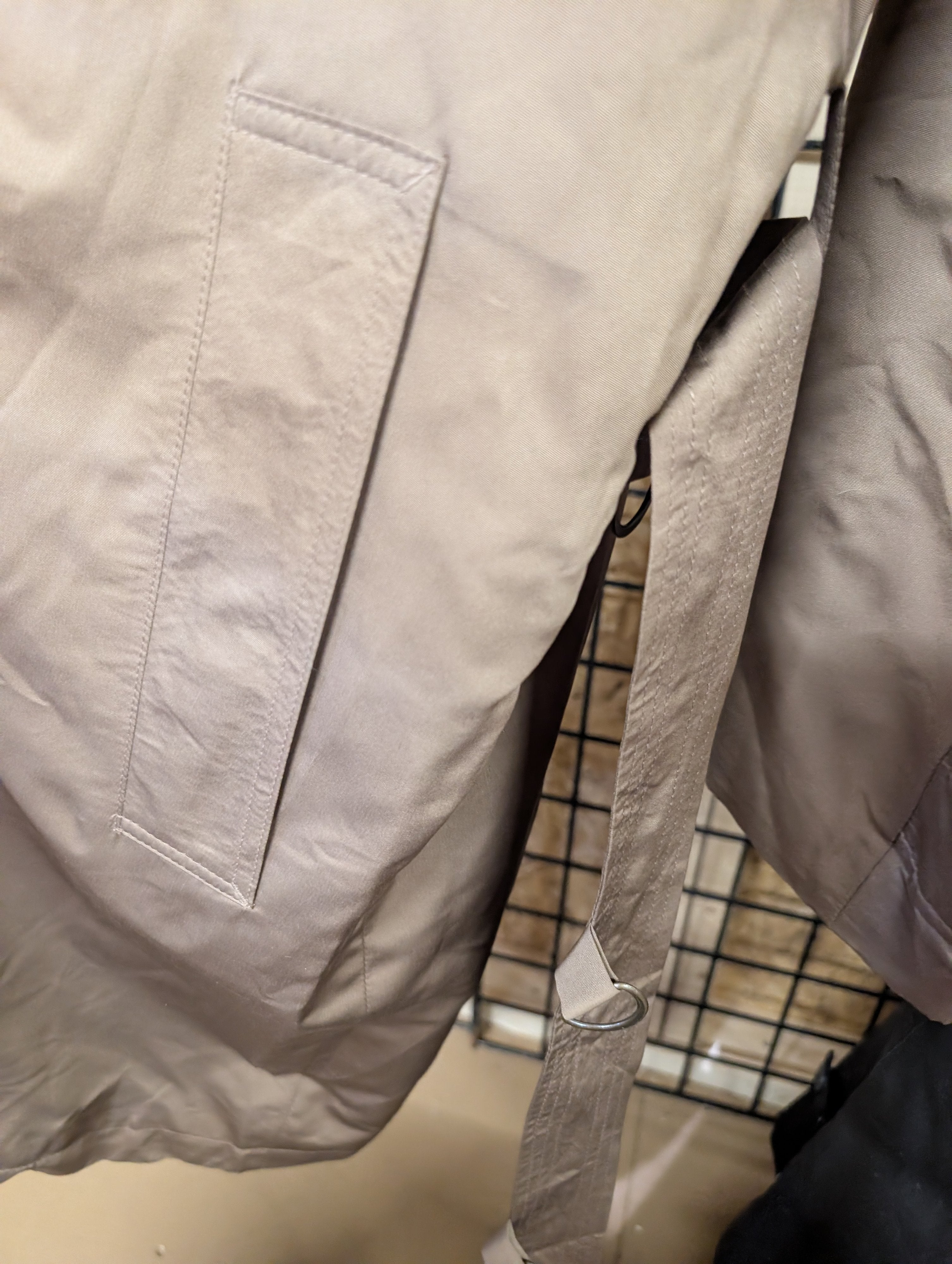 London Fog Men's Trench Coat 42S Khaki - Image 7