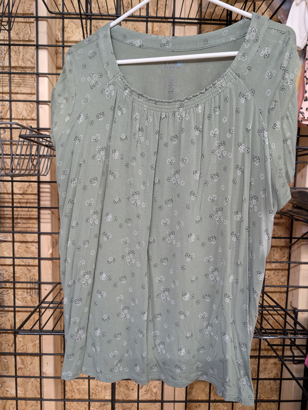 Croft & Barrow XL Floral Top Green Rayon Blend - Image 1