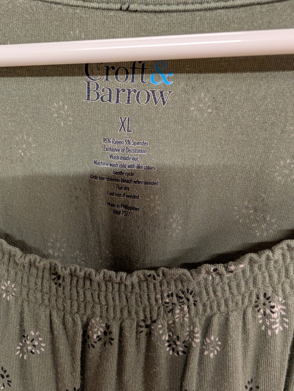 Croft & Barrow XL Floral Top Green Rayon Blend - Image 2