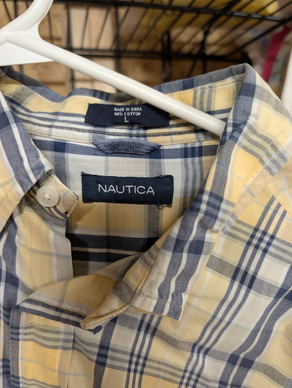 Nautica Men's Plaid Short Sleeve Shirt Size L - Image 2