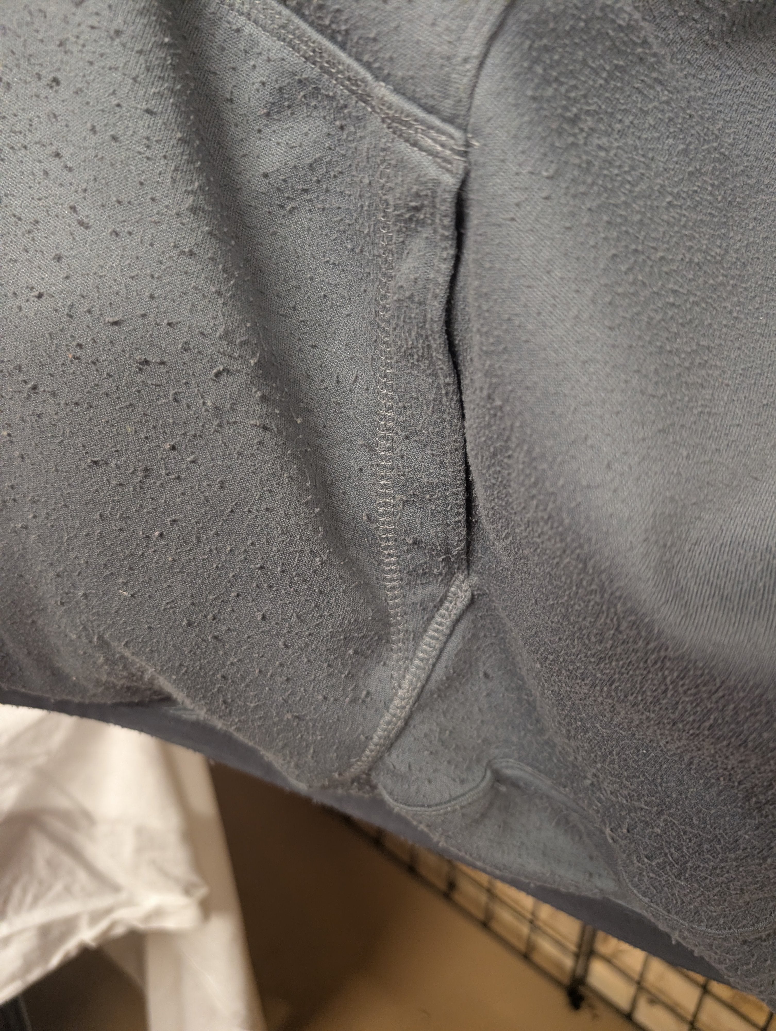 Nike Men's Hooded Jacket with Logo Detail L - Image 6