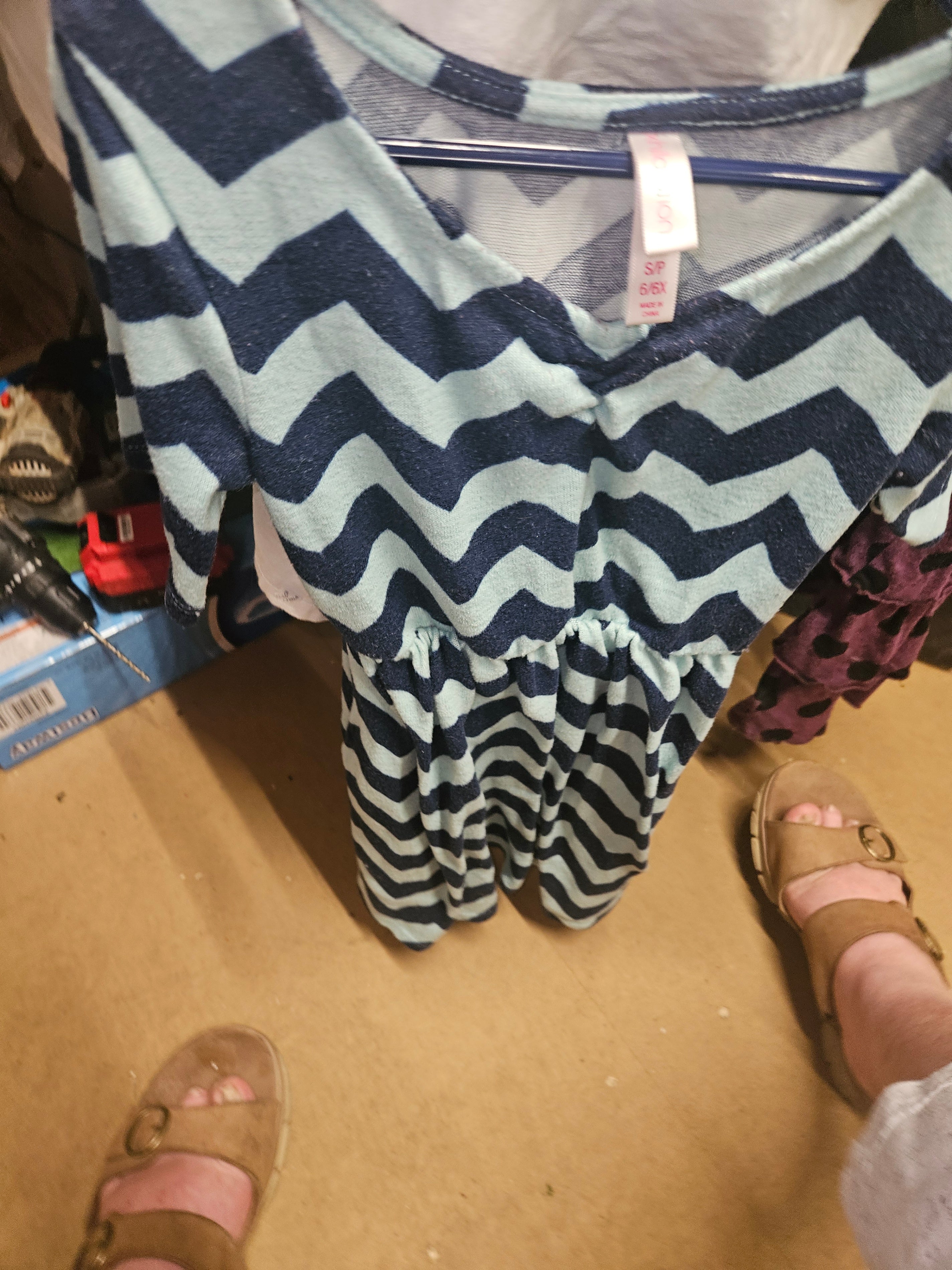 Kids dress - Image 1