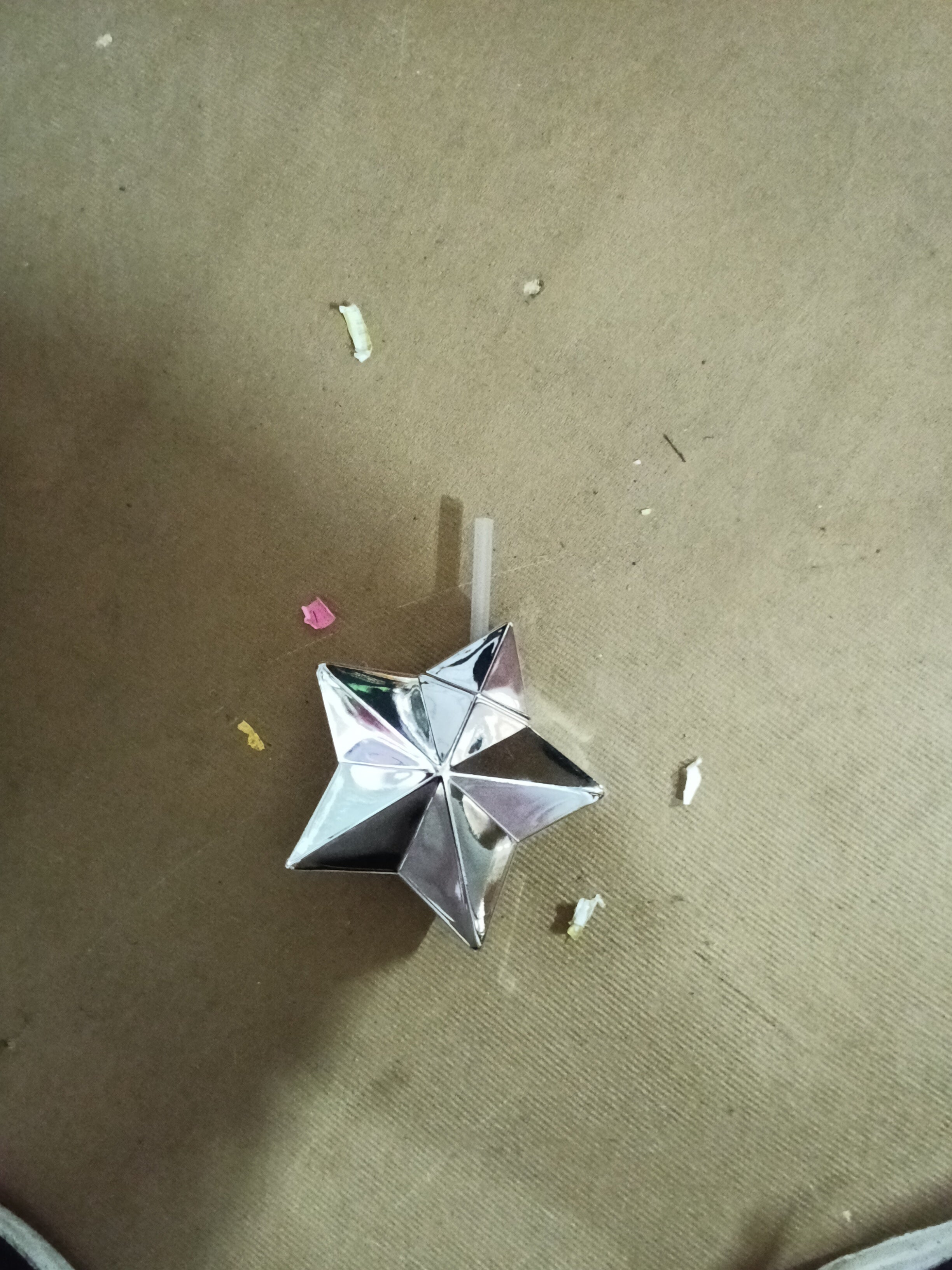 No Label Metallic Star cup with straw - Image 1