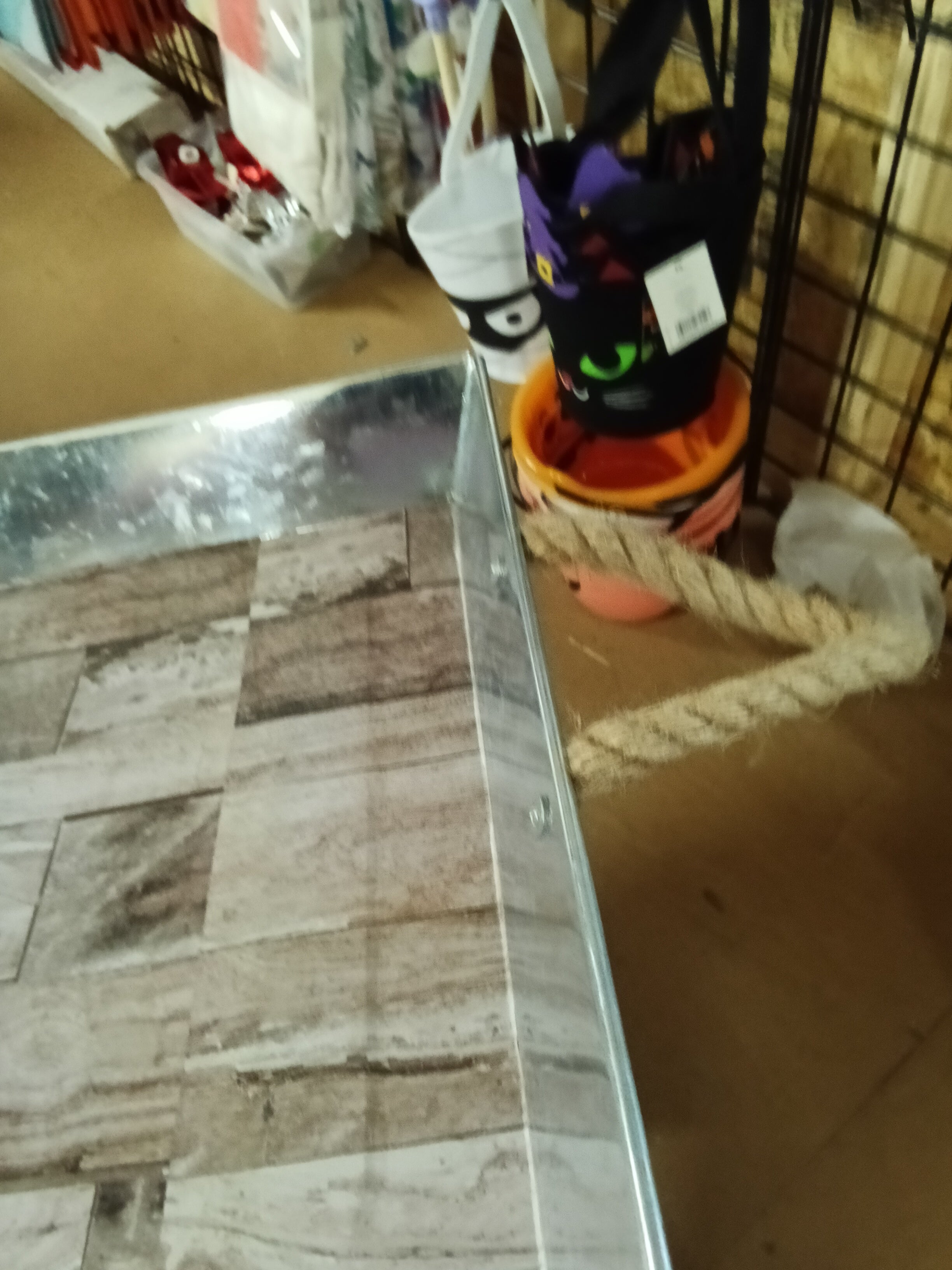 Rustic Metal Tray with Rope Handles - Image 2