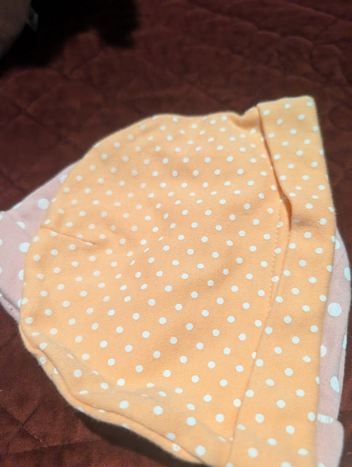 Baby Beanie Set Polka Dot and Solid Colors - Image 2