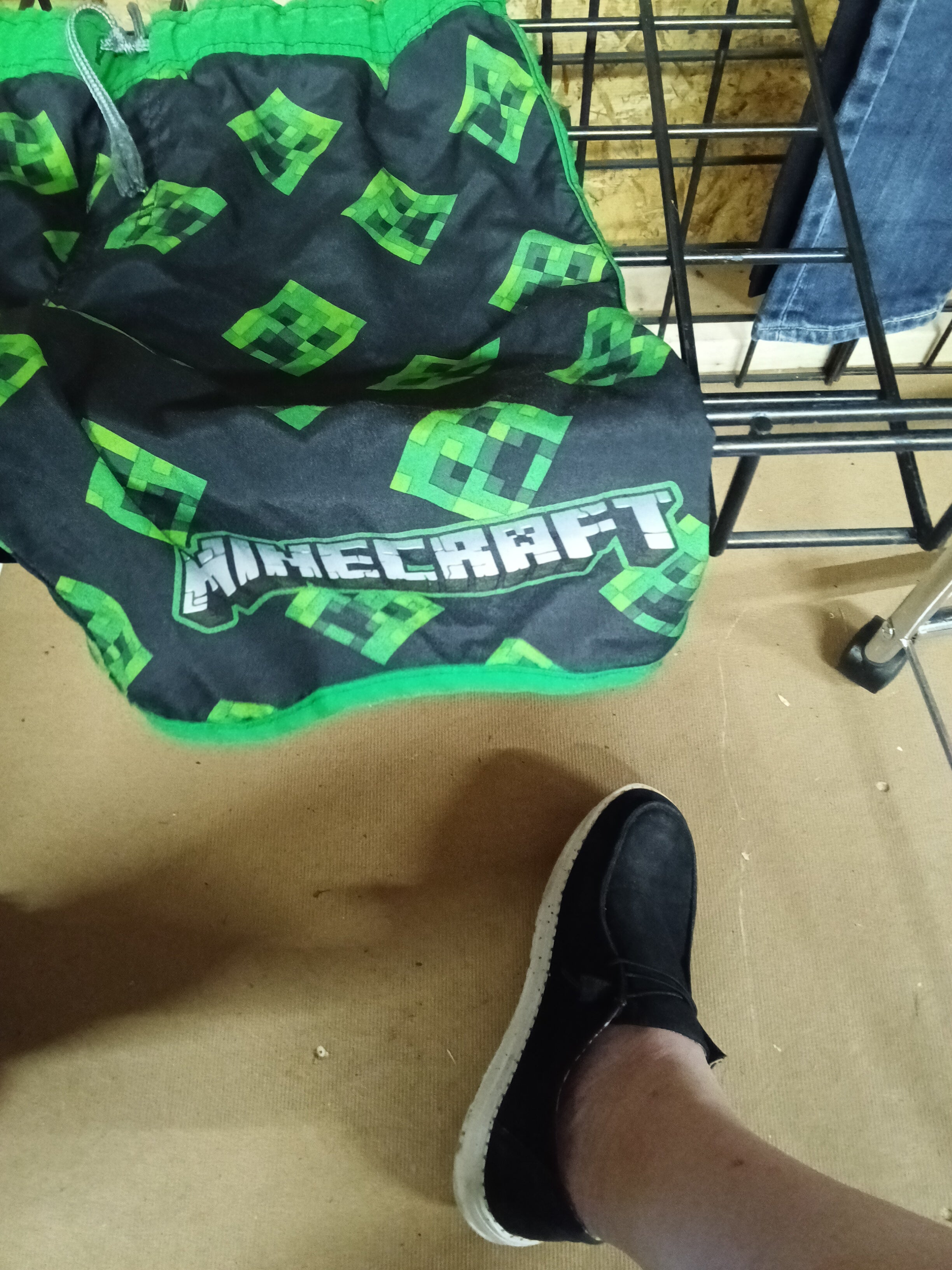Minecraft Boys' Swim Trunks Green Creeper Print Size 10/12 - Image 2