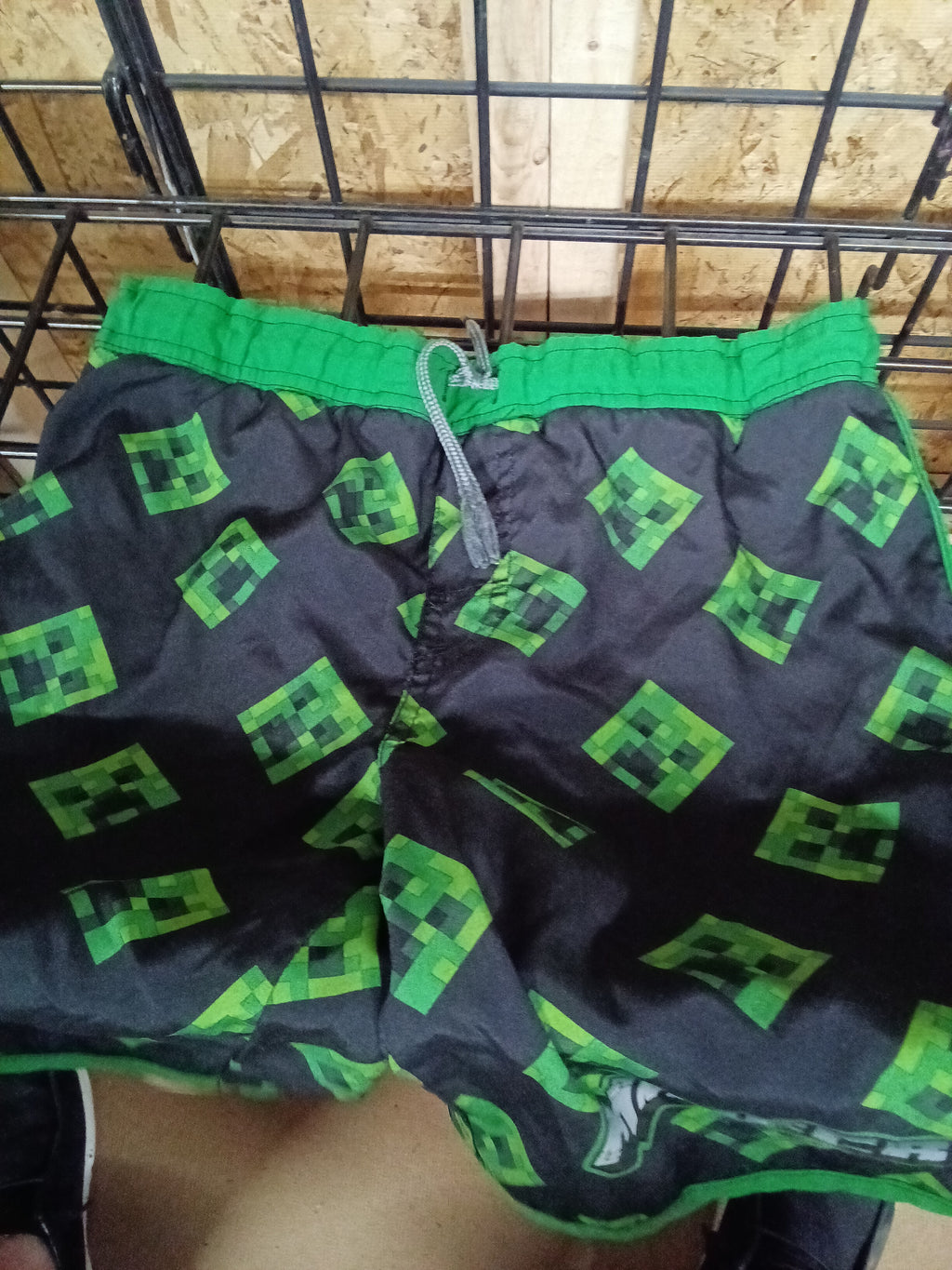 Minecraft Boys' Swim Trunks Green Creeper Print Size 10/12 - Image 4