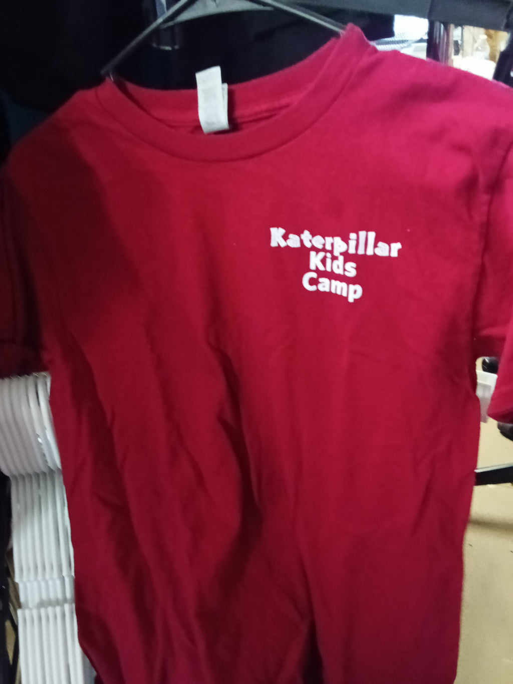 Gildan Red Katerpillar Kids Camp T-Shirt Medium - Image 1