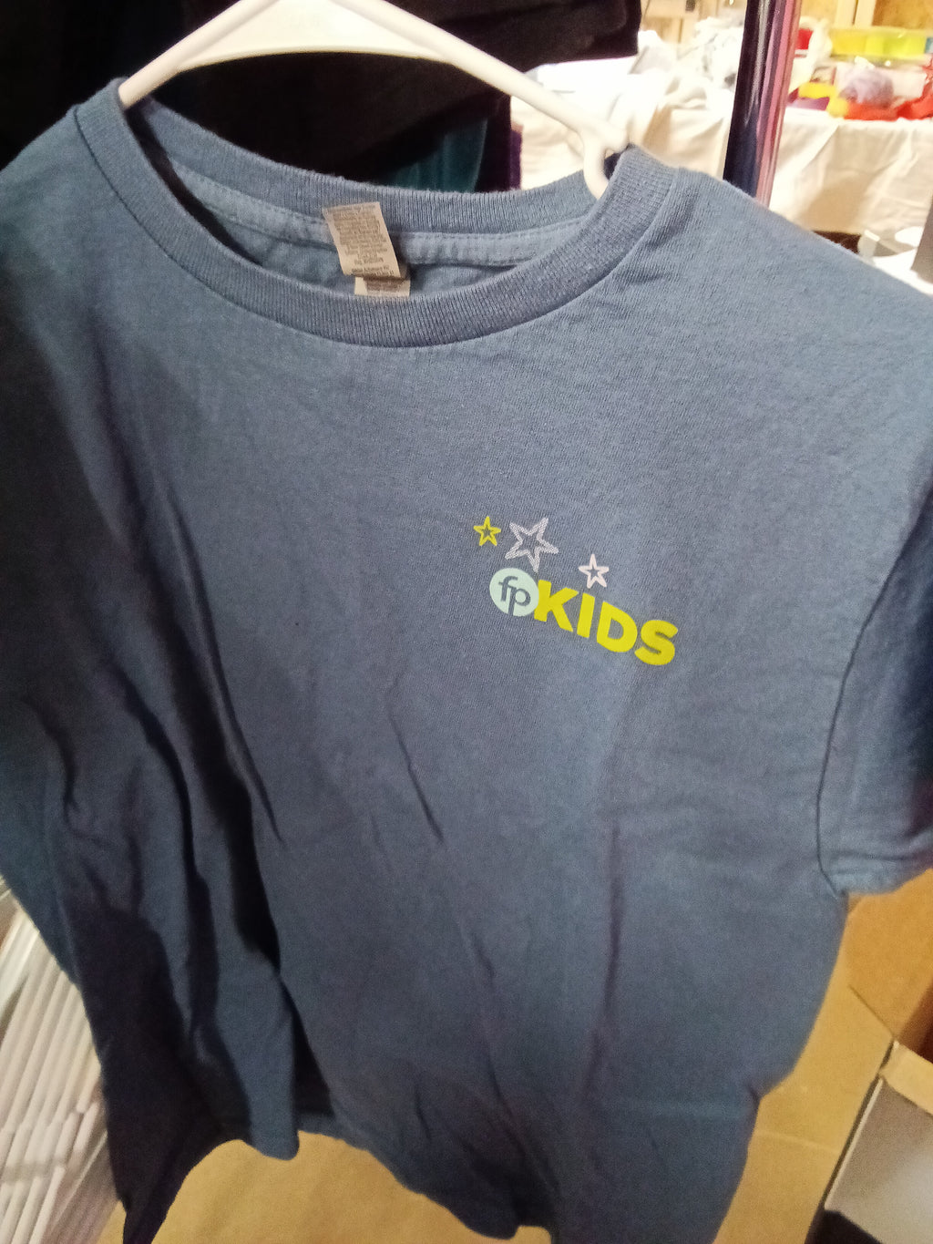 Gildan Kids Blue Graphic T-Shirt Medium - Image 3