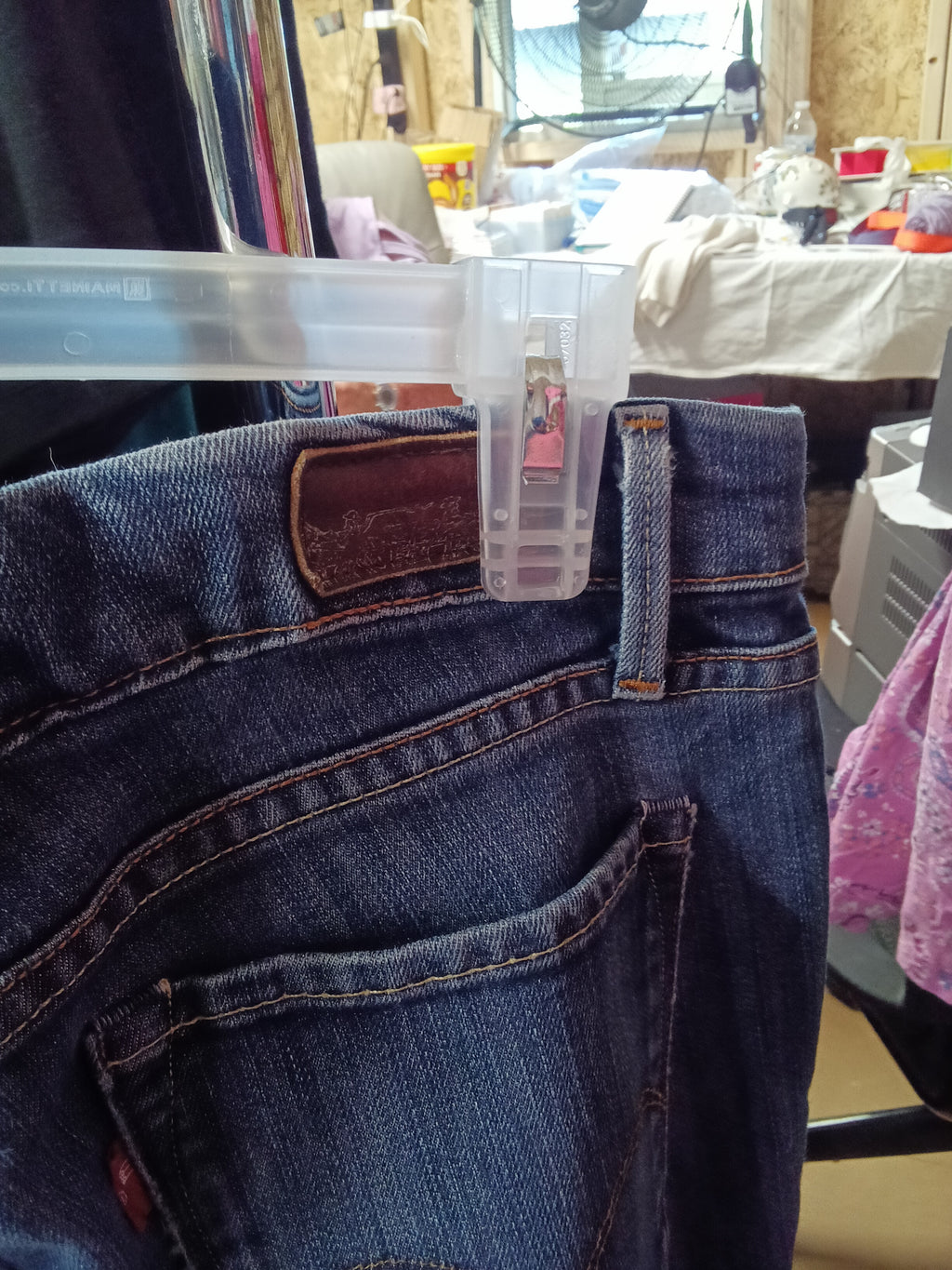 Levi's Women's Blue Denim Jeans - Image 3