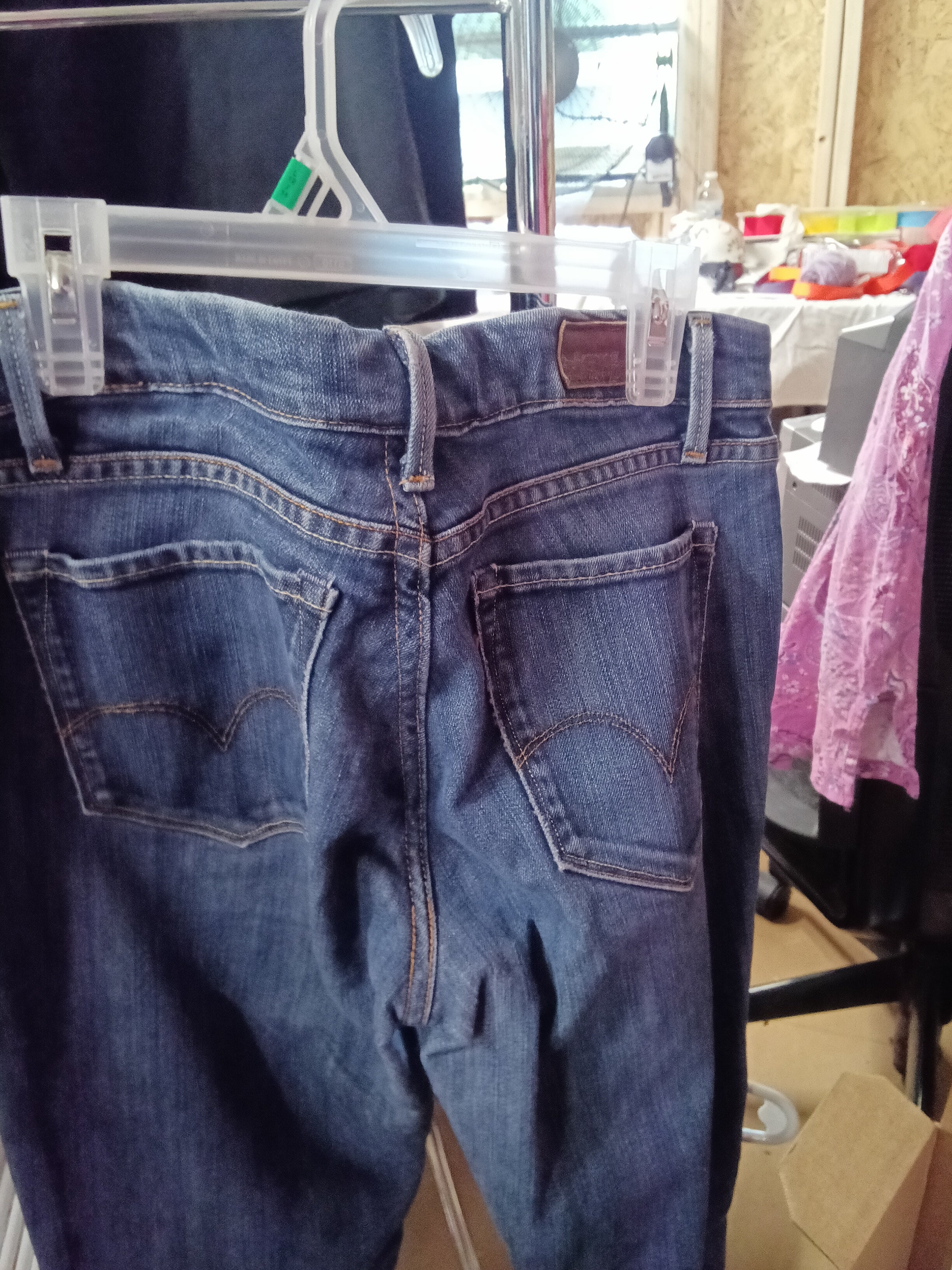 Levi's Women's Blue Denim Jeans - Image 4
