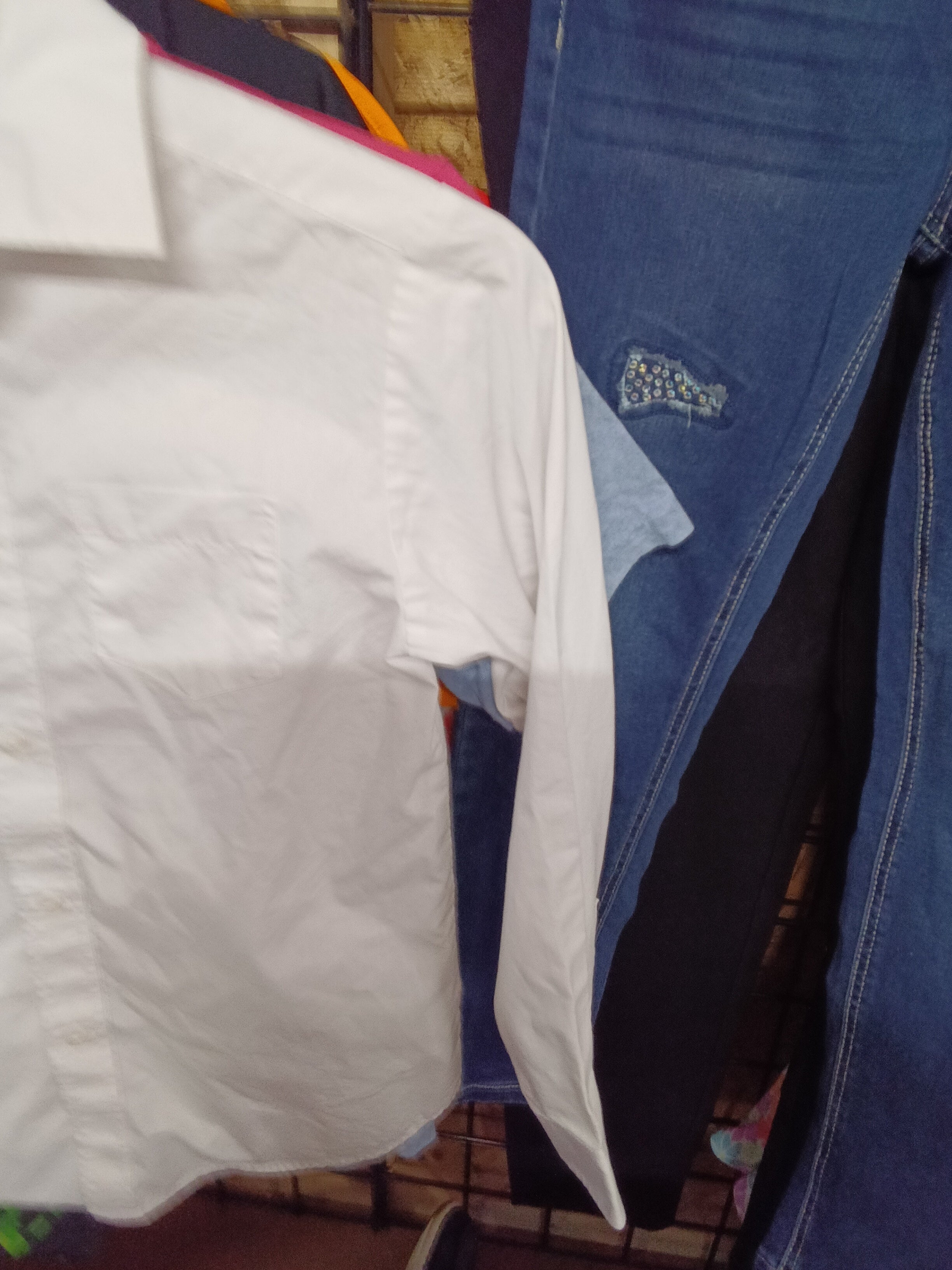 Izod Men's Stretch White Dress Shirt Size 12 - Image 4