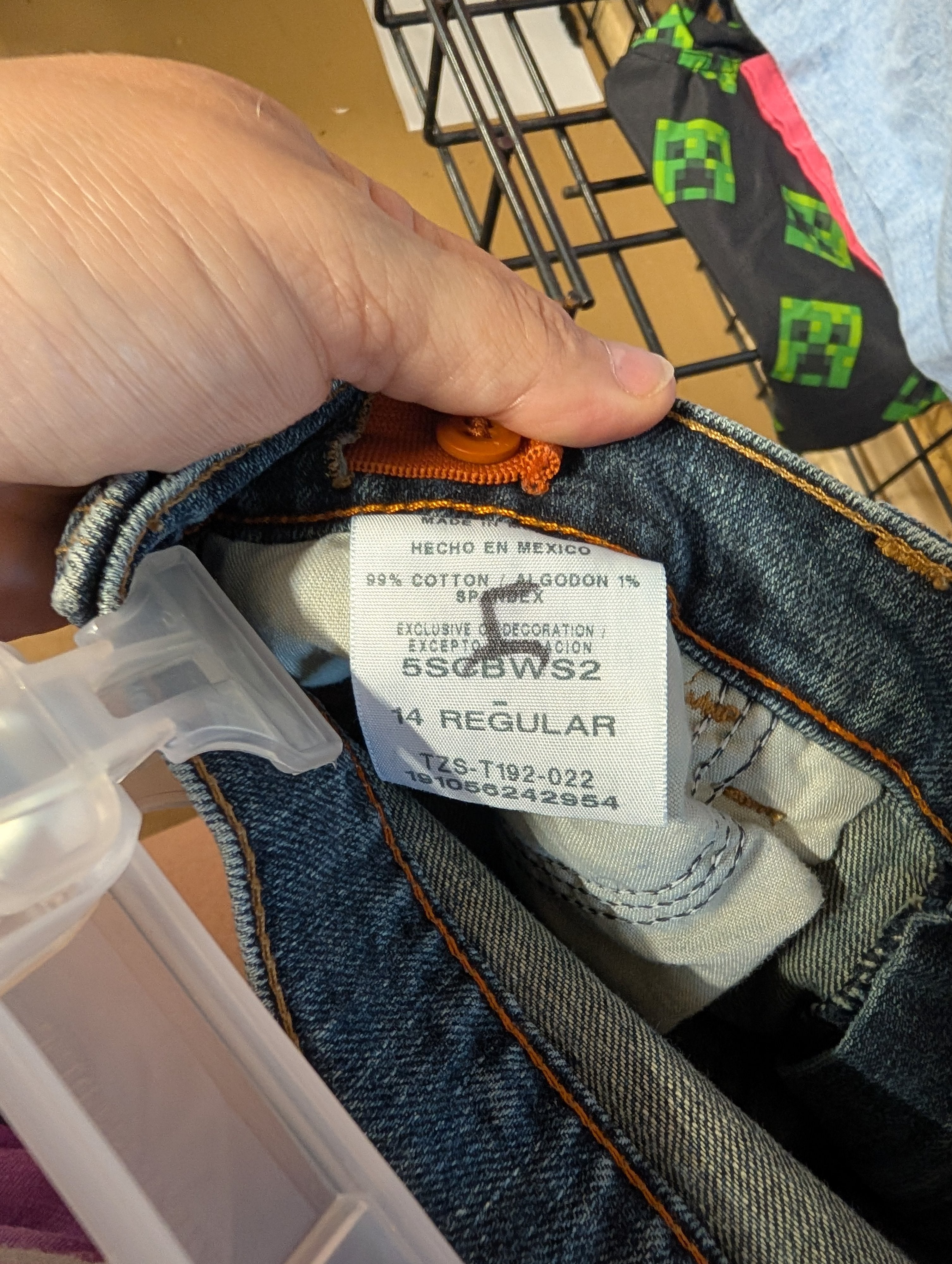 Wrangler Women's Regular Fit Jeans Size 14 - Image 1