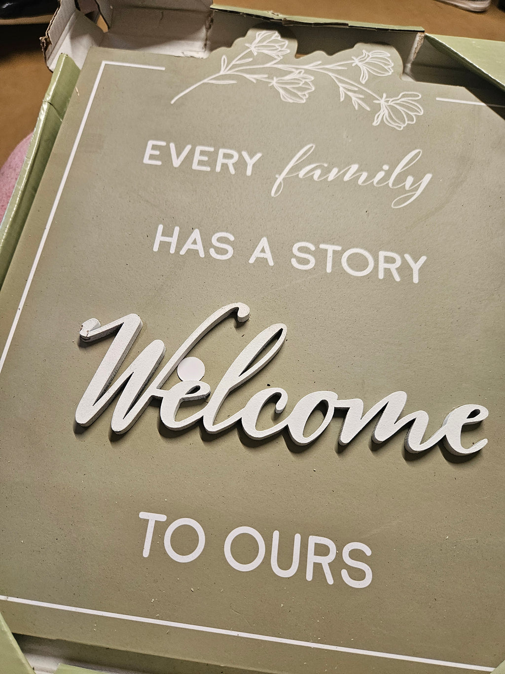 Welcome Sign Wall Decor with Floral Design - Image 1