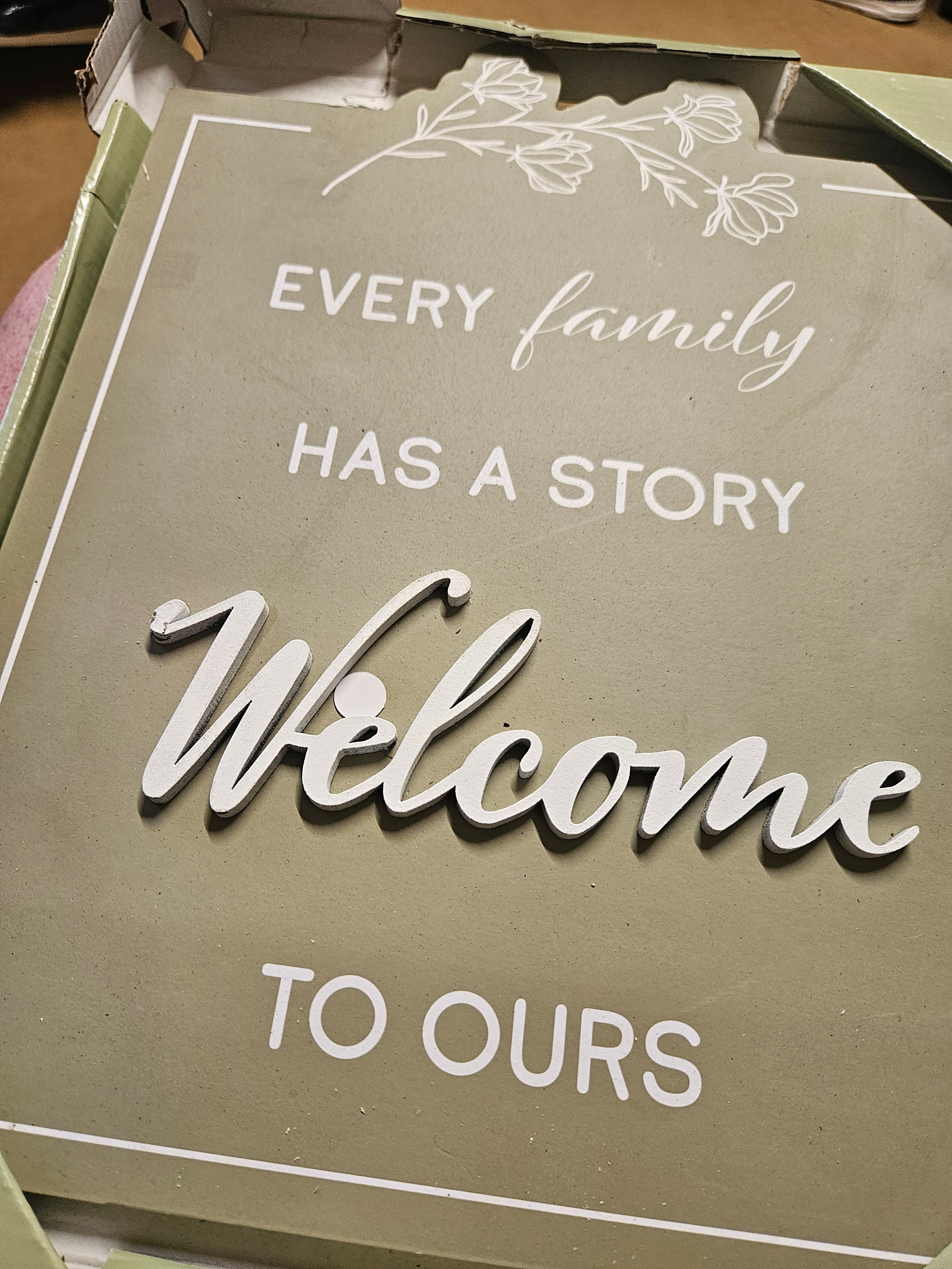 Welcome Sign Wall Decor with Floral Design - Image 1