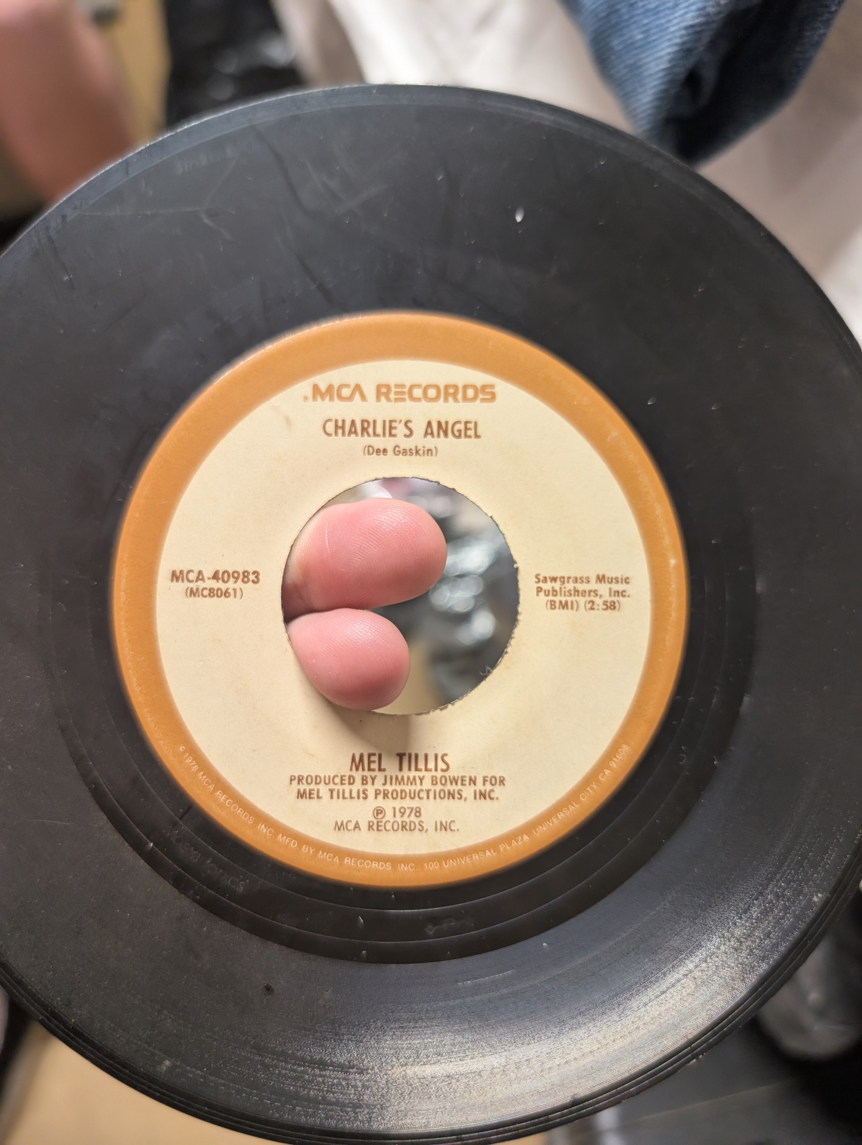 MCA Records Mel Tillis 45 RPM Vinyl Charlie's Angel/Tucson - Image 1