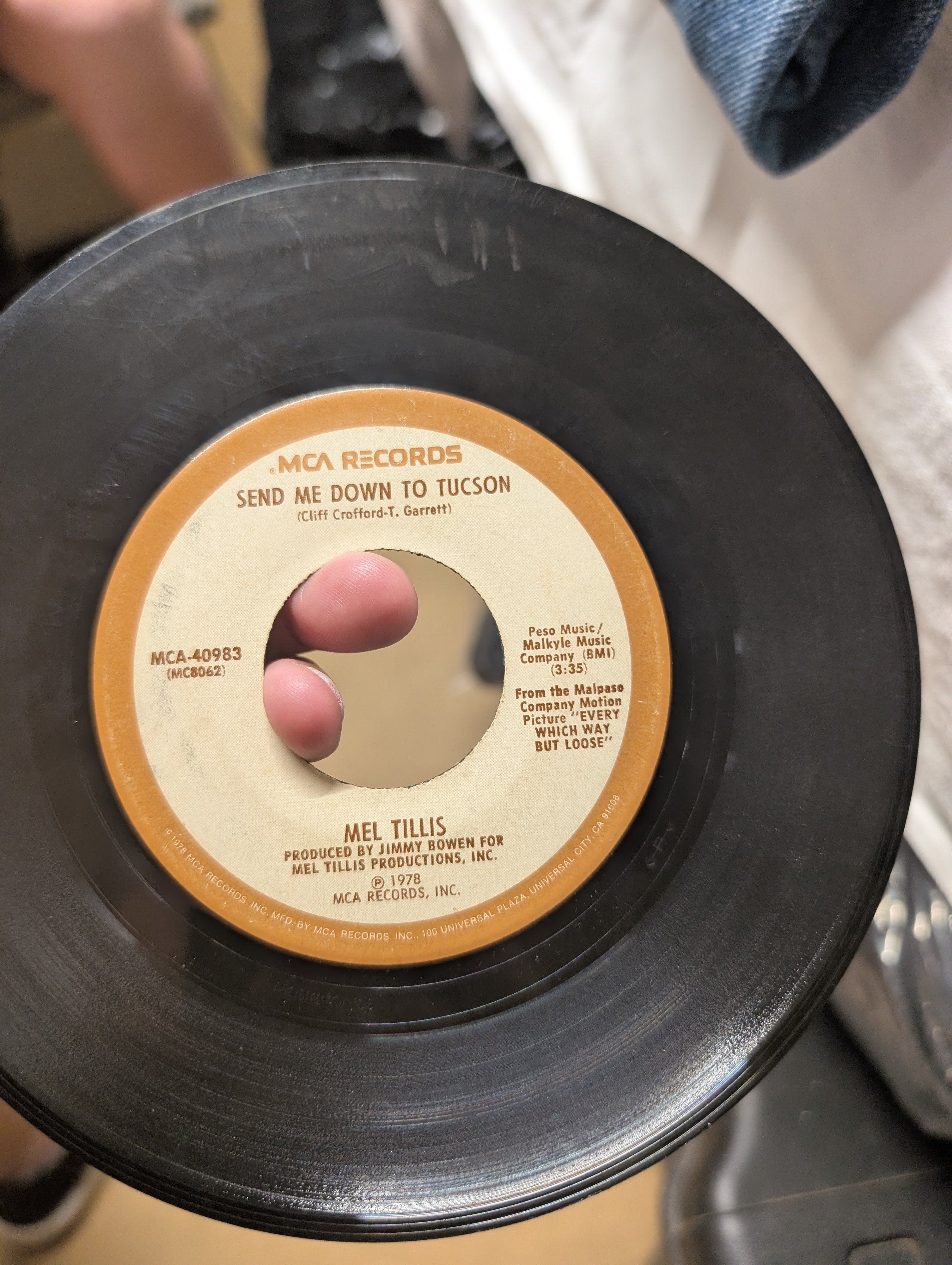 MCA Records Mel Tillis 45 RPM Vinyl Charlie's Angel/Tucson - Image 2