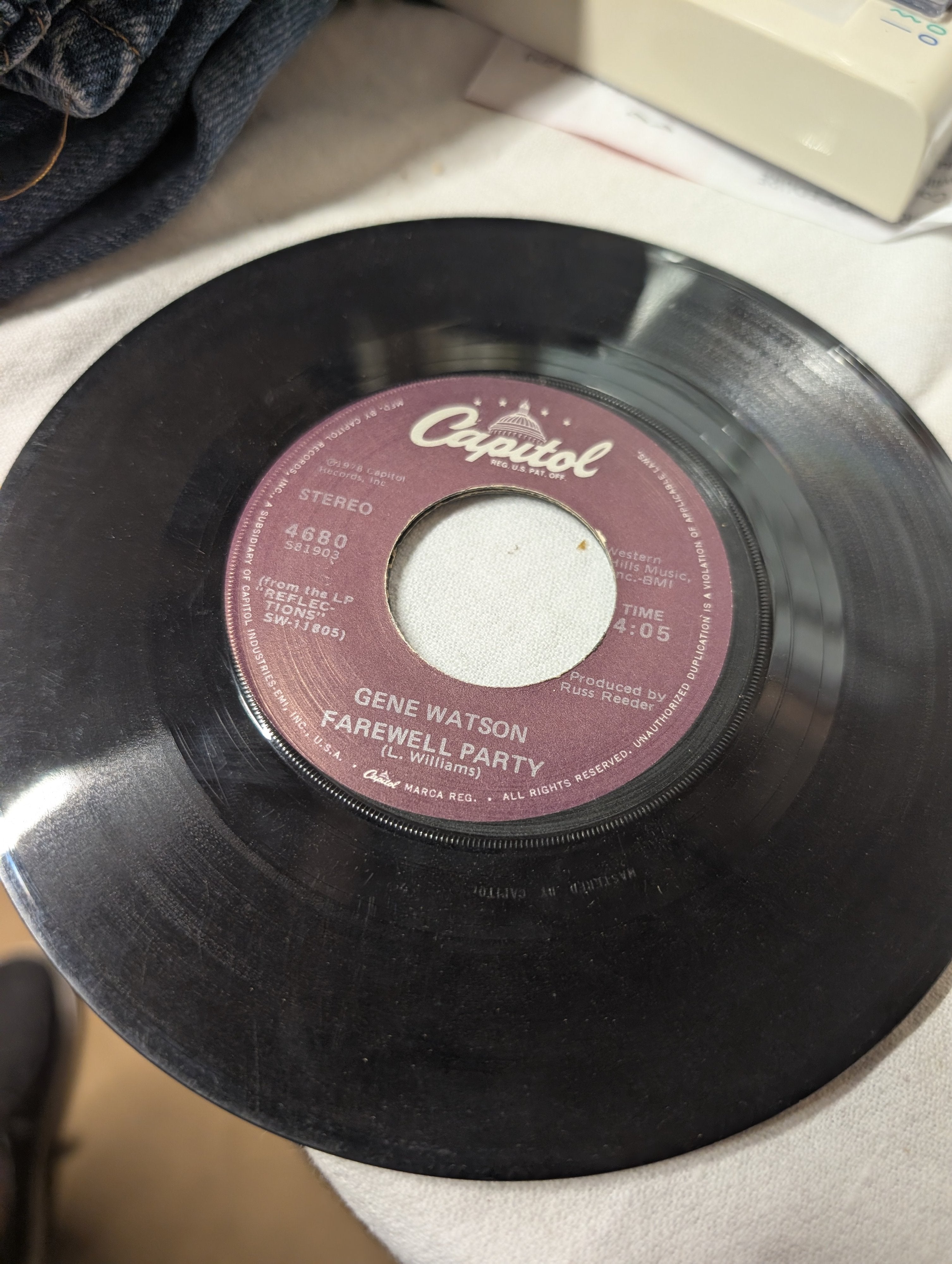 Gene Watson 45 RPM Vinyl Record Capitol 4680 - Image 2