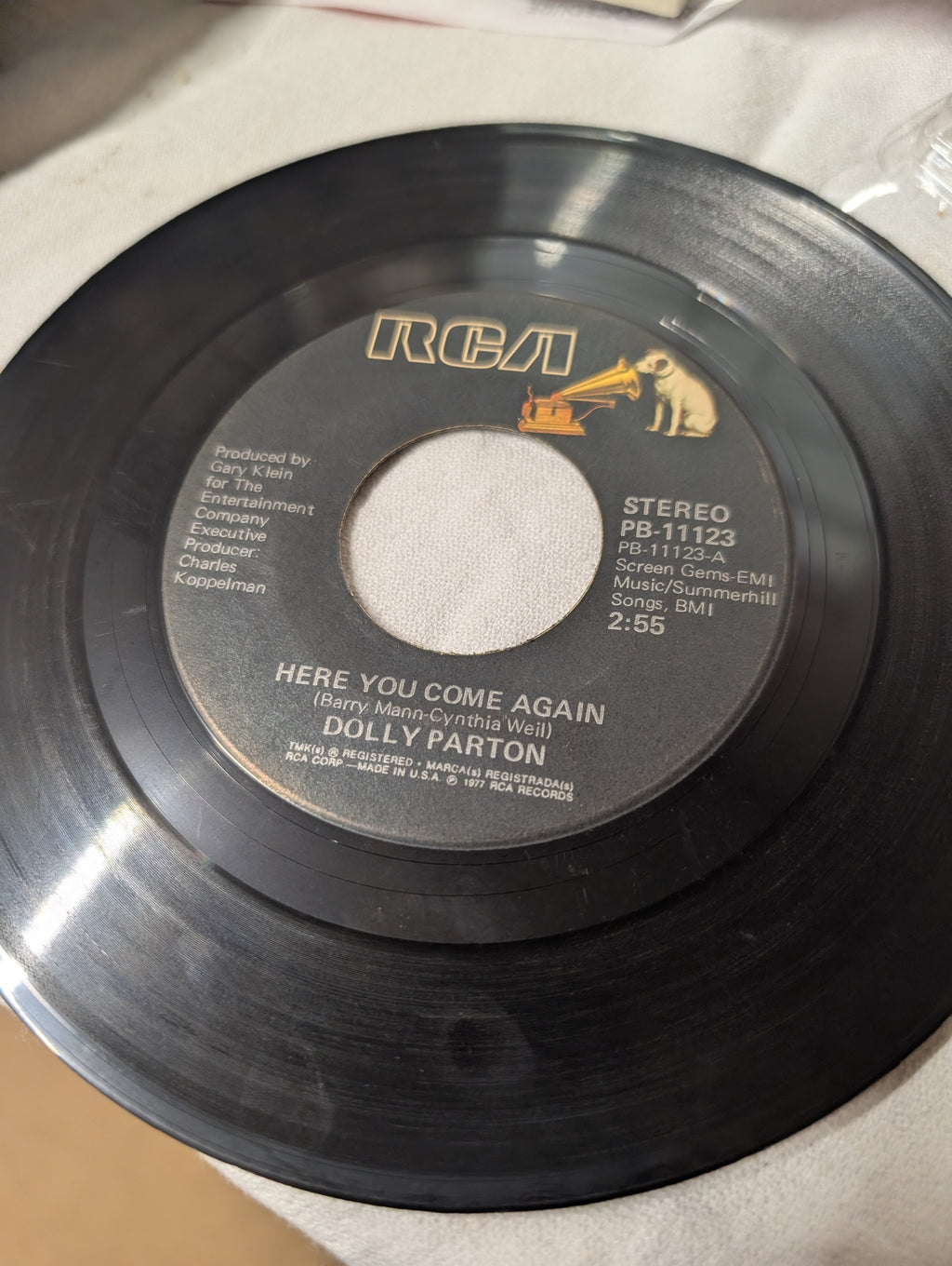 RCA Dolly Parton 7" Vinyl Record PB-11123 - Image 2