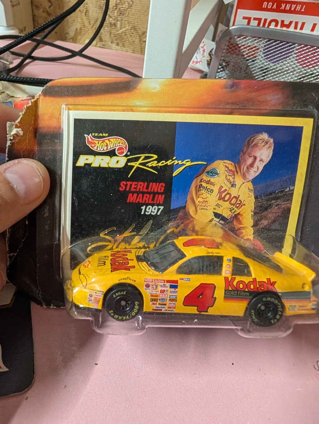 Hot Wheels Pro Racing Sterling Marlin 1997 Diecast Car - Image 3