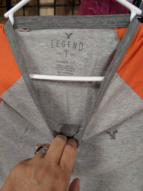 American Eagle Legend T Classic Fit Henley Shirt XS - Image 2