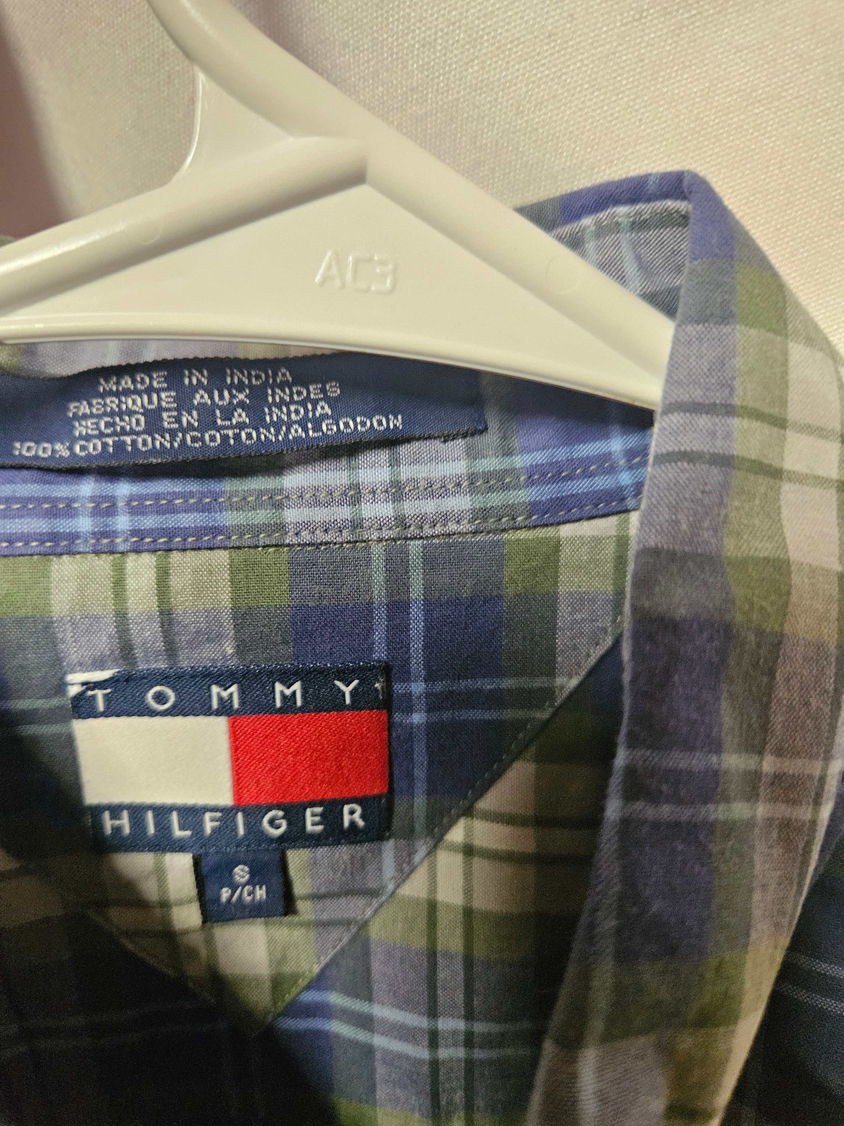 Tommy Hilfiger Plaid Button-Up Shirt Size S - Image 2