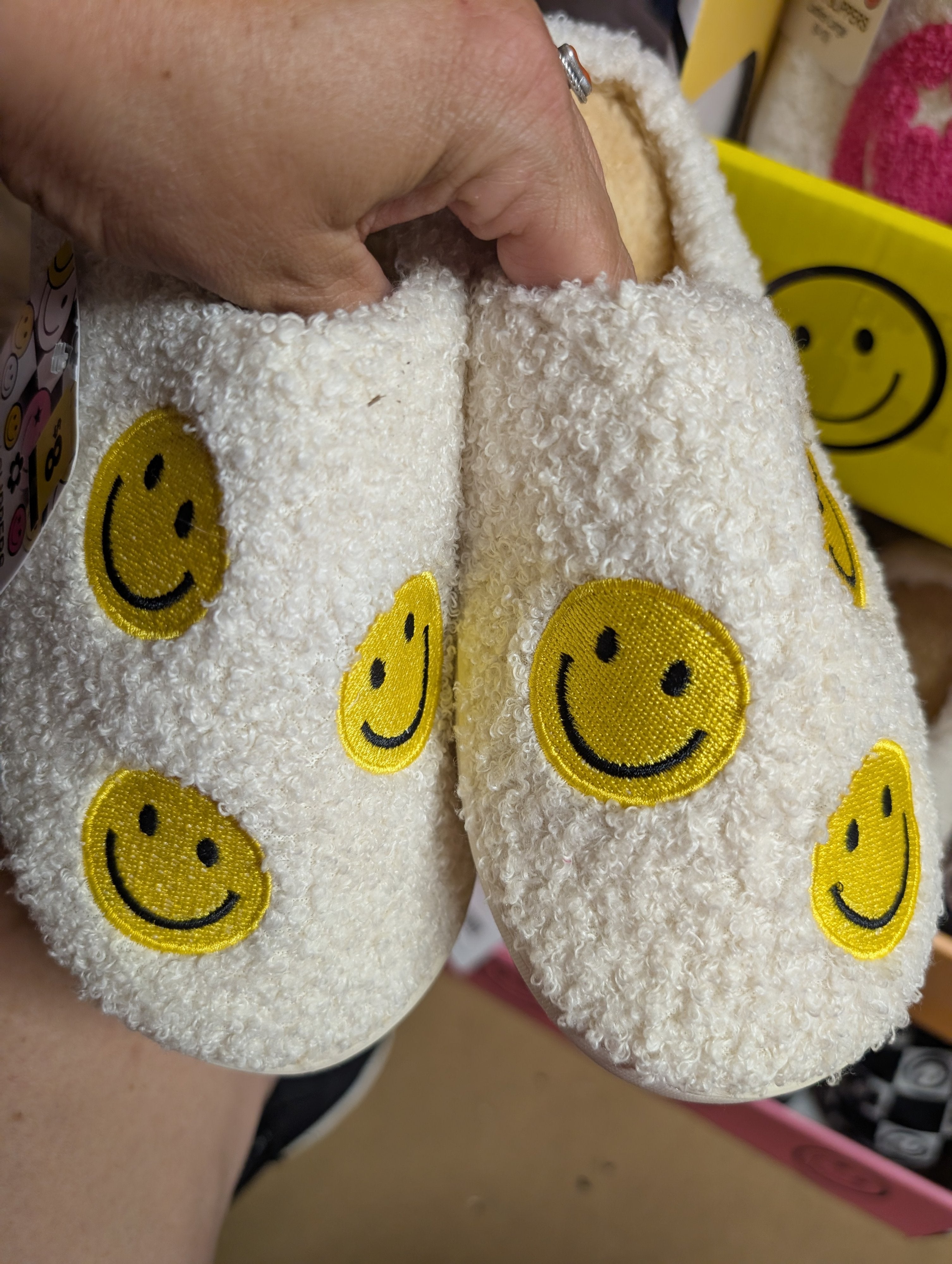 Plush Smiley Face Slippers Ladies Size 5-6 - Image 2