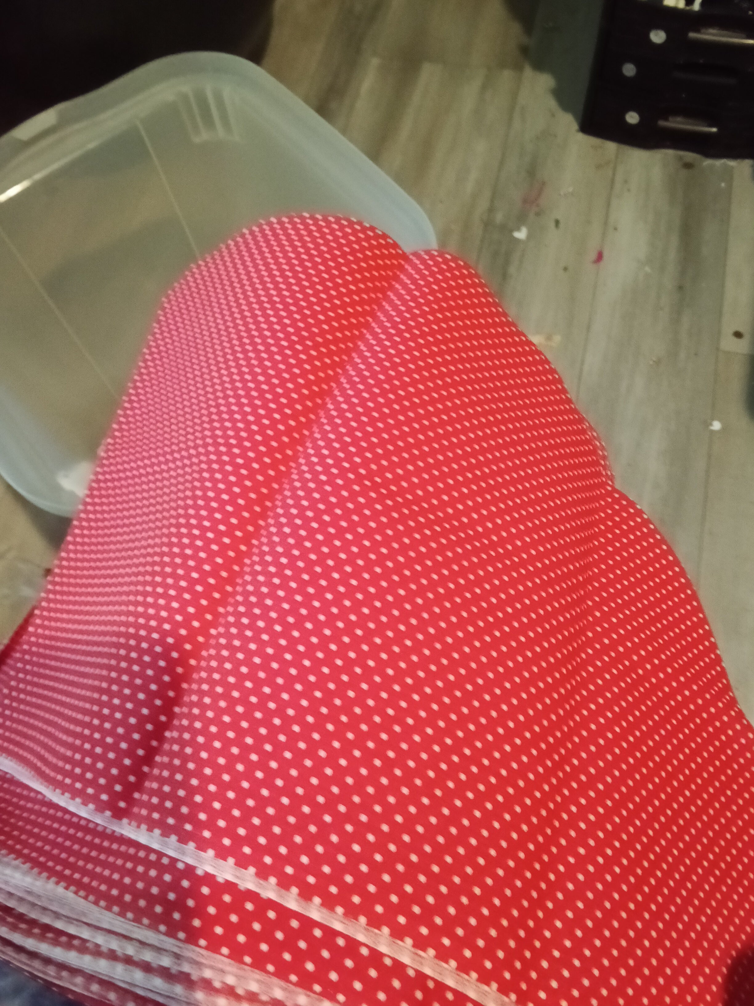 Red Polka Dot Fabric for Sewing Crafts 31 pieces@ (17" x 6") - Image 2
