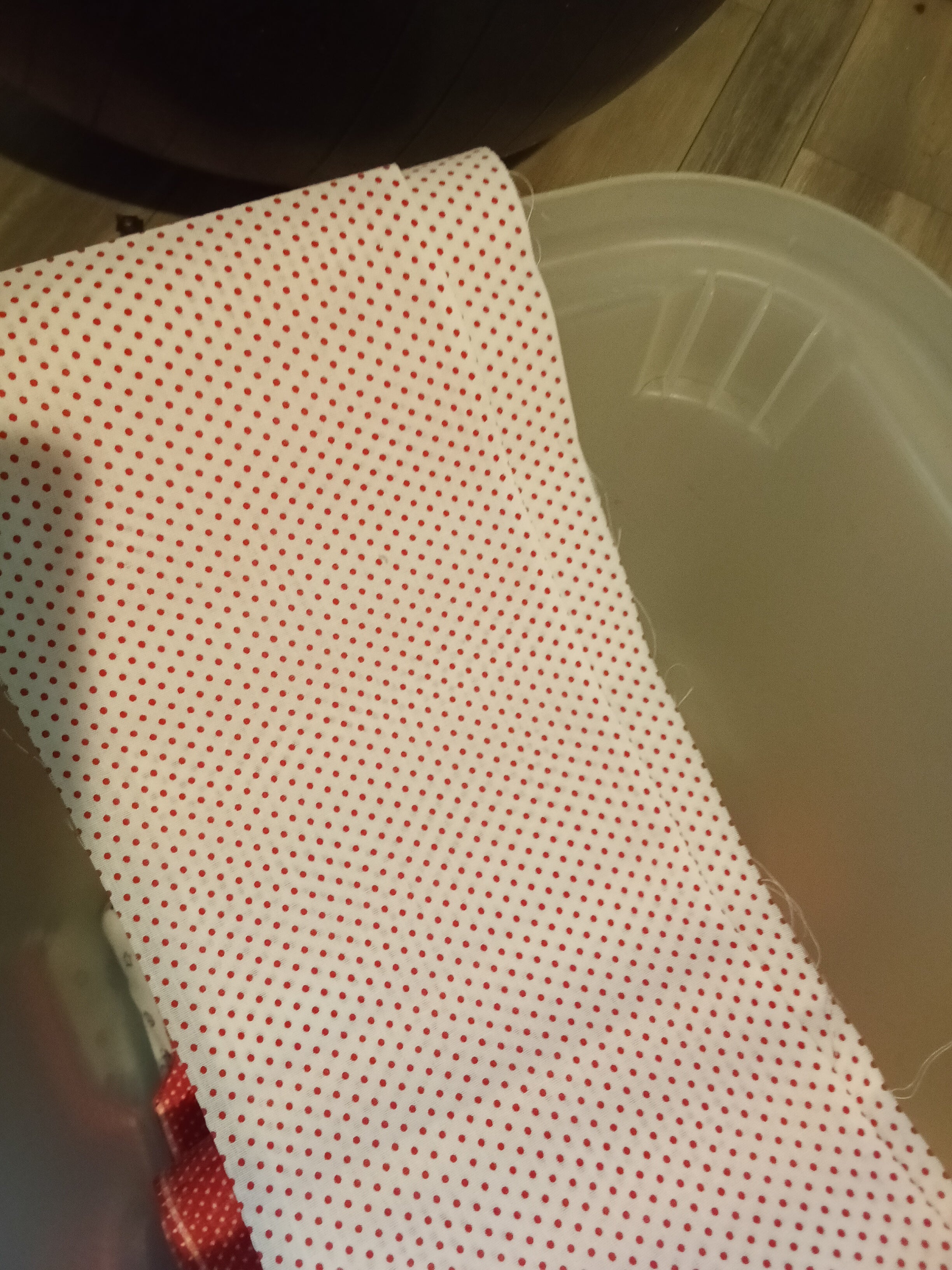 Red Polka Dot Fabric Strip 15 pieces@  25" x 5" - Image 4