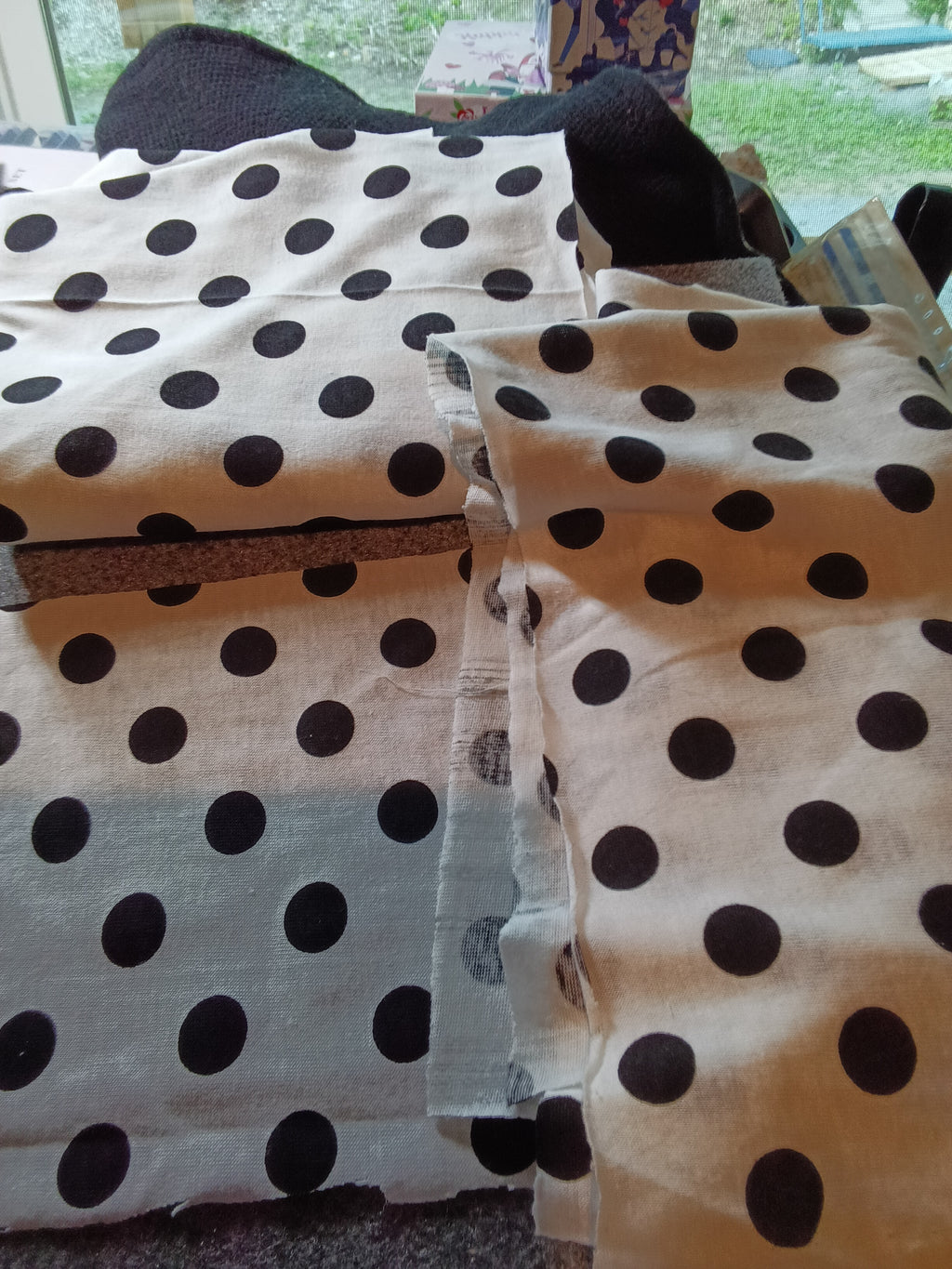 Polka Dot T- shirt Fabric Material for Sewing or Crafts - Image 4