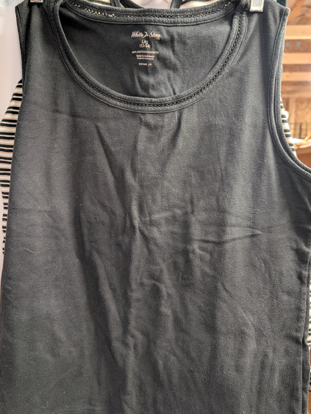 White Stag Women's Black Tank Top L/G 12-14 - Image 3