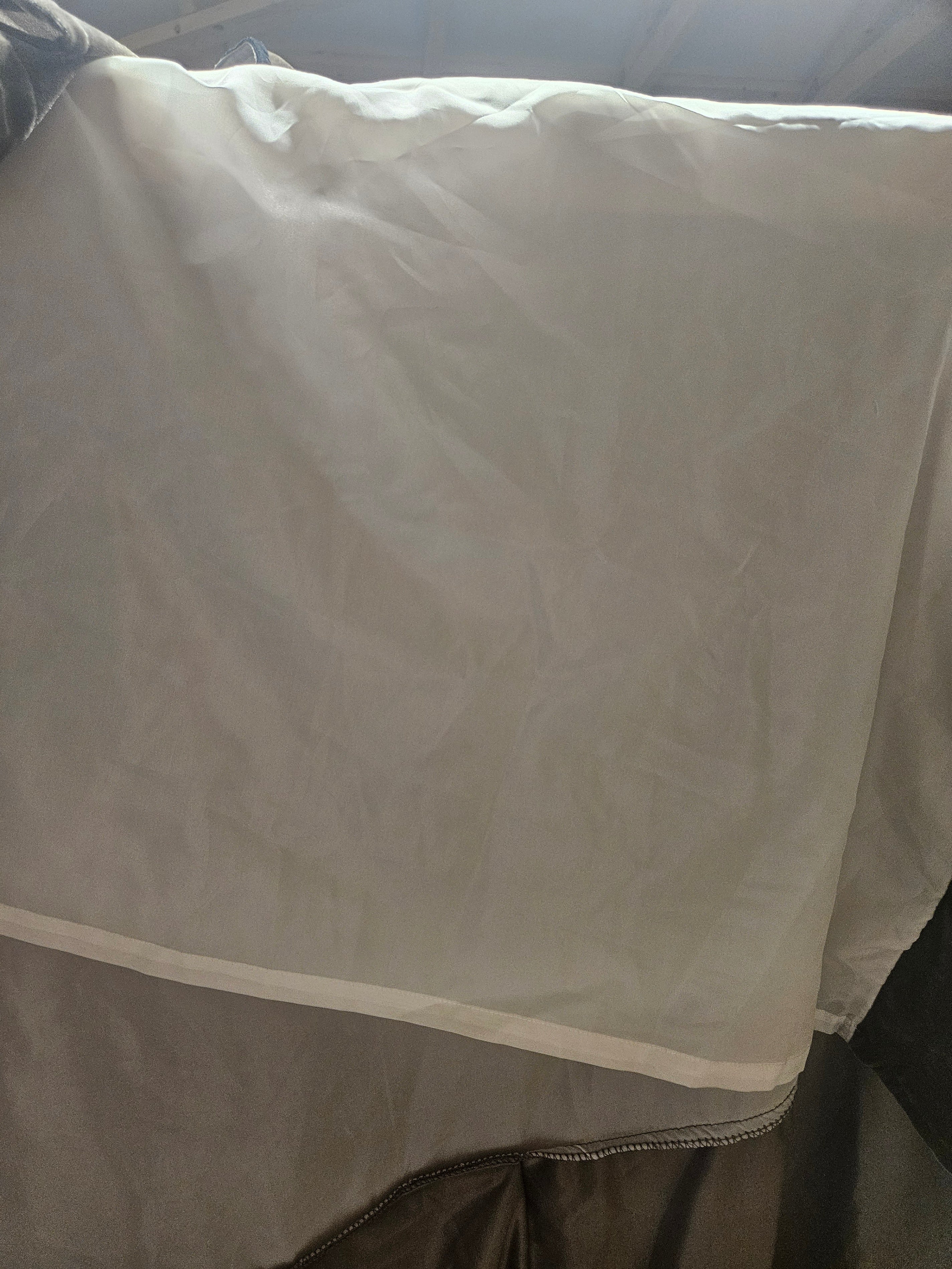 Velvet and silk bed skirt - Image 3