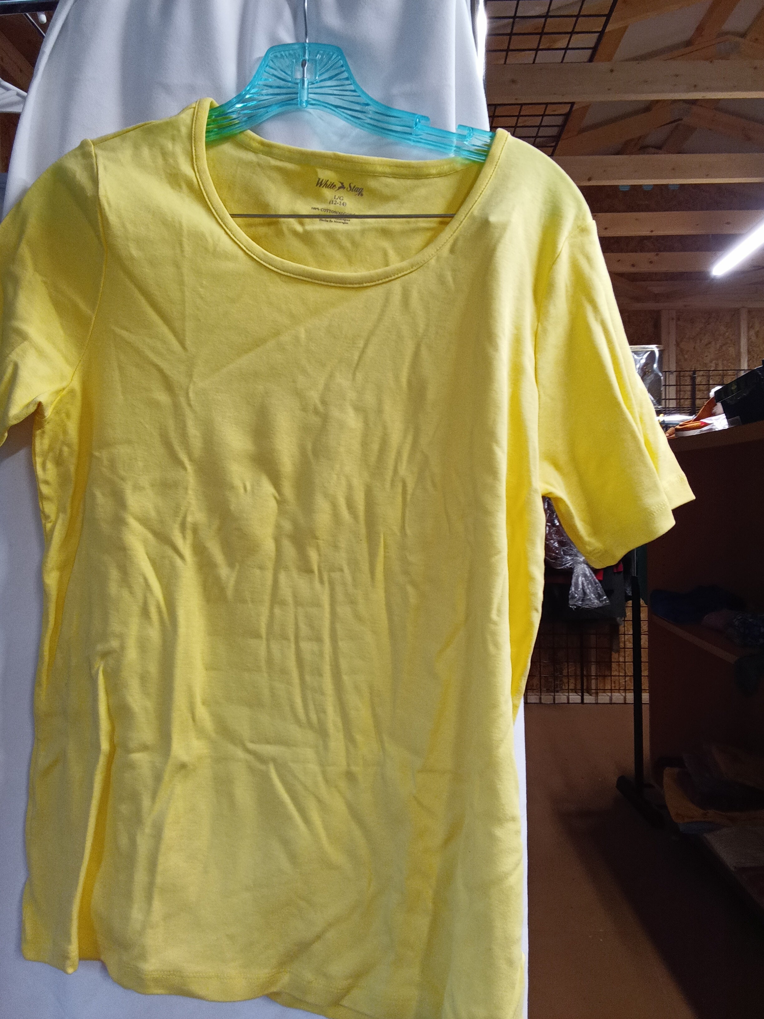 White Stag Yellow Short Sleeve T-Shirt L/G 12-14 - Image 1