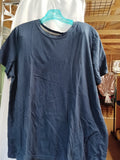 Time and Tru Women's XL Navy T-Shirt - Image 1