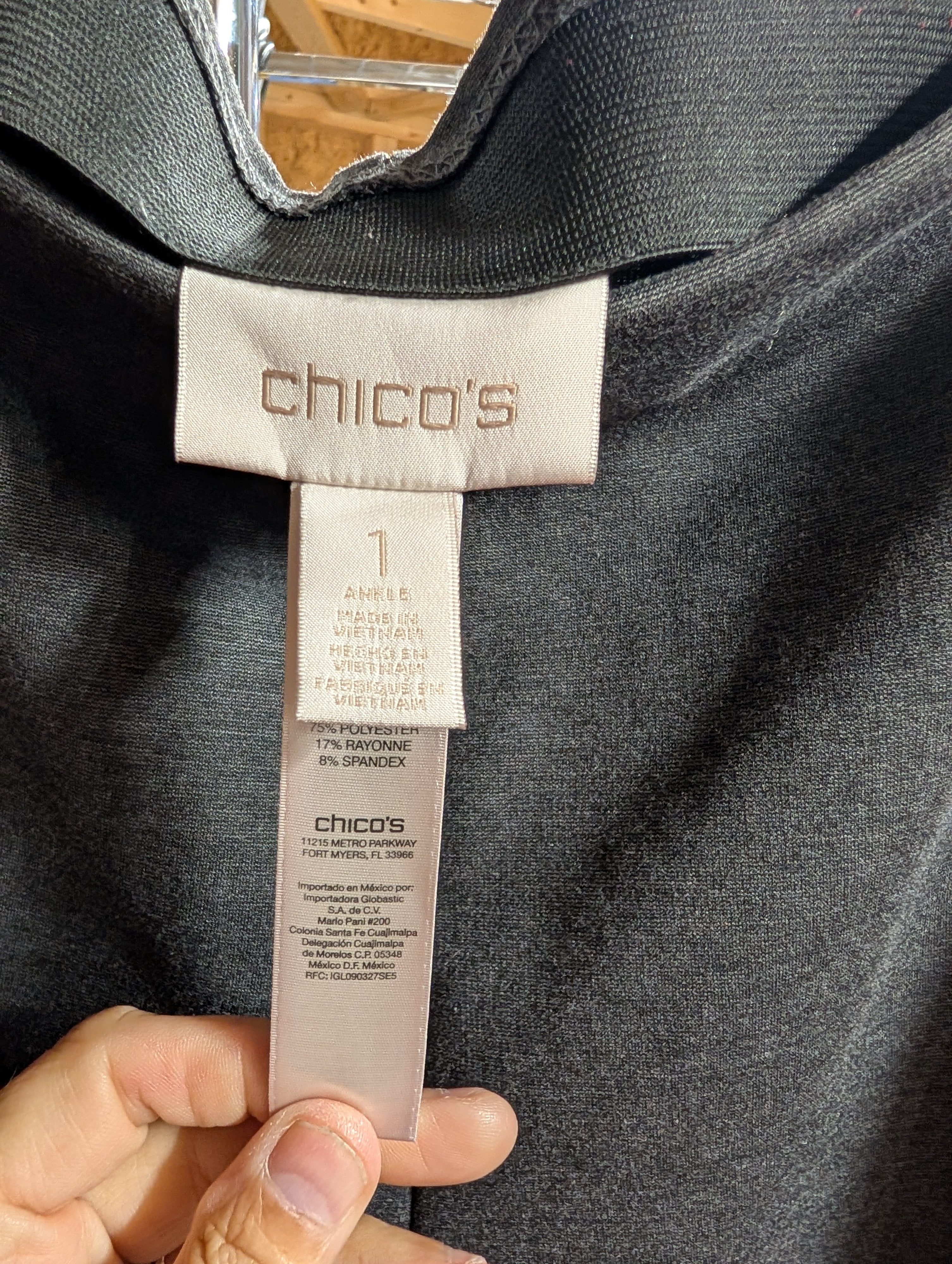 Women's Chico's Gray Dress Pants with Pockets - Image 5