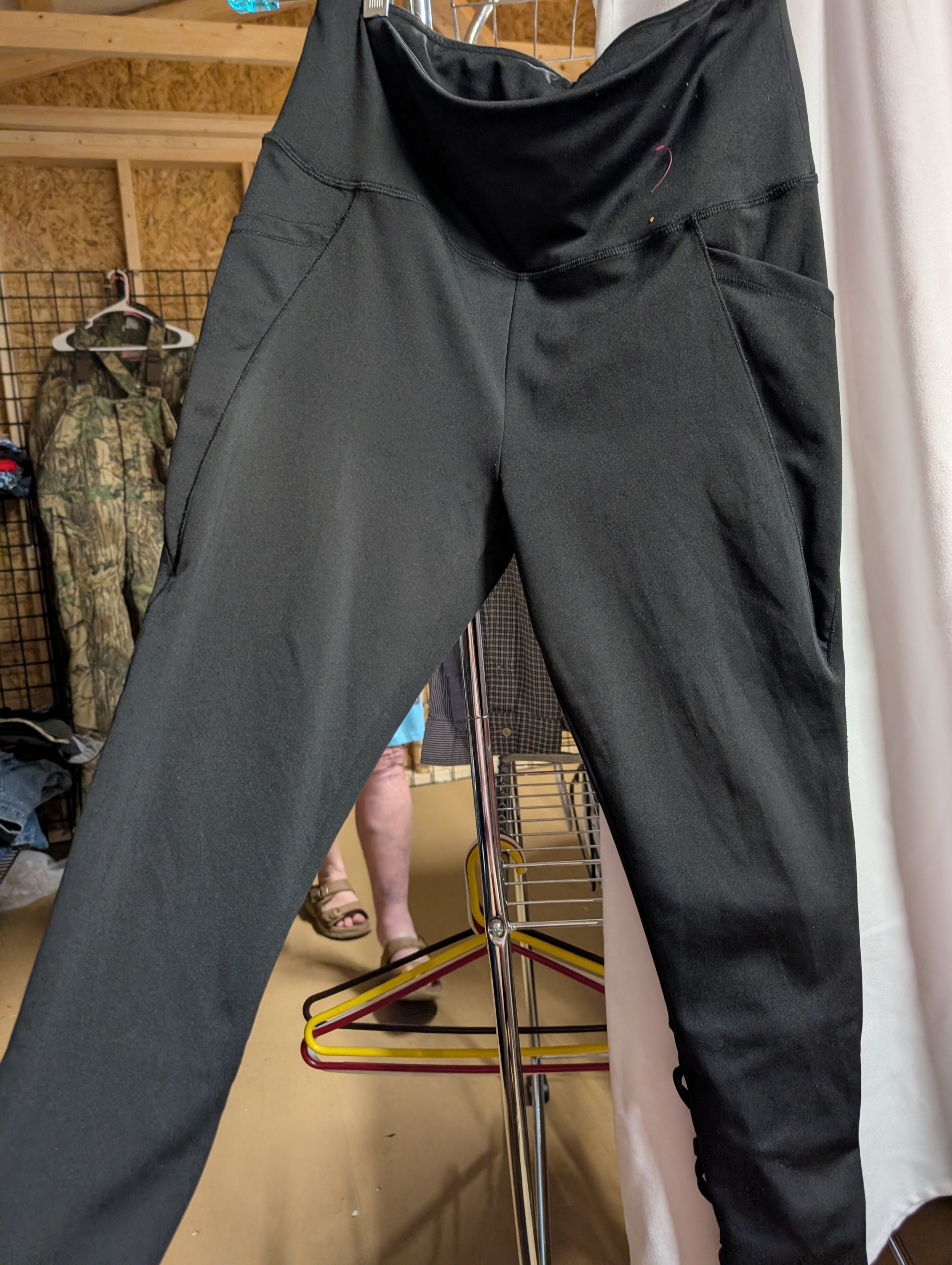 Shosho Women's Black Leggings Size L - Image 1