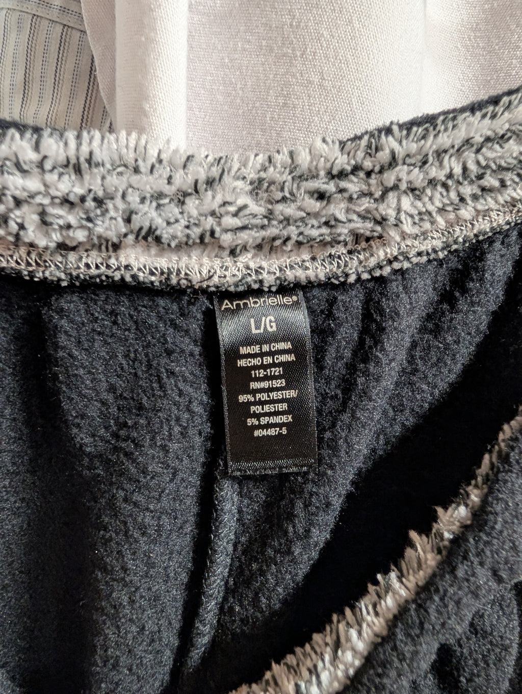 Ambrielle Black Fleece Pajama Pants L/G - Image 2